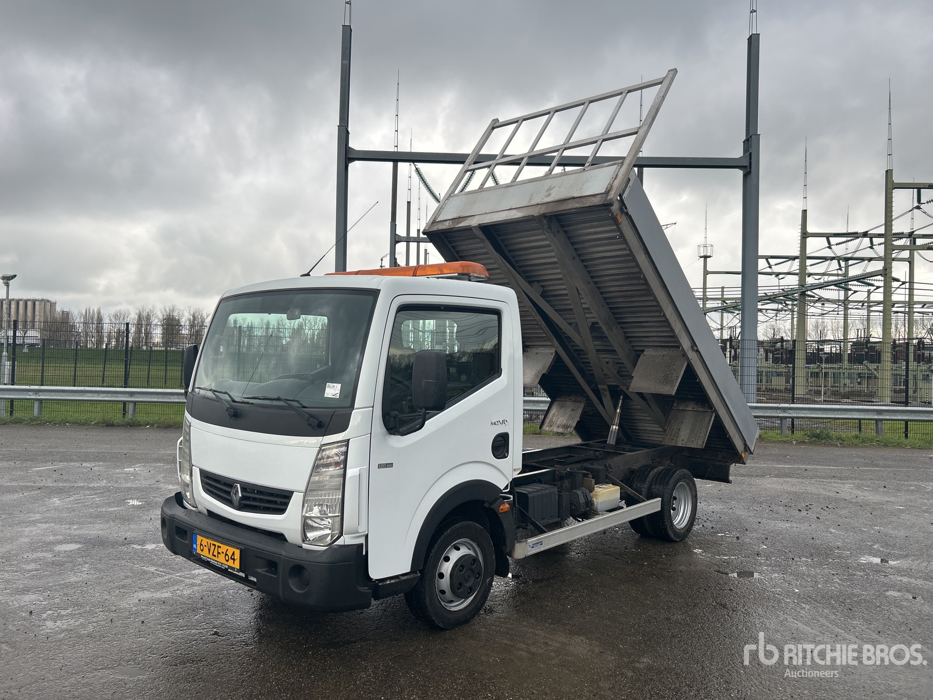 General Appearance with Featured Photo