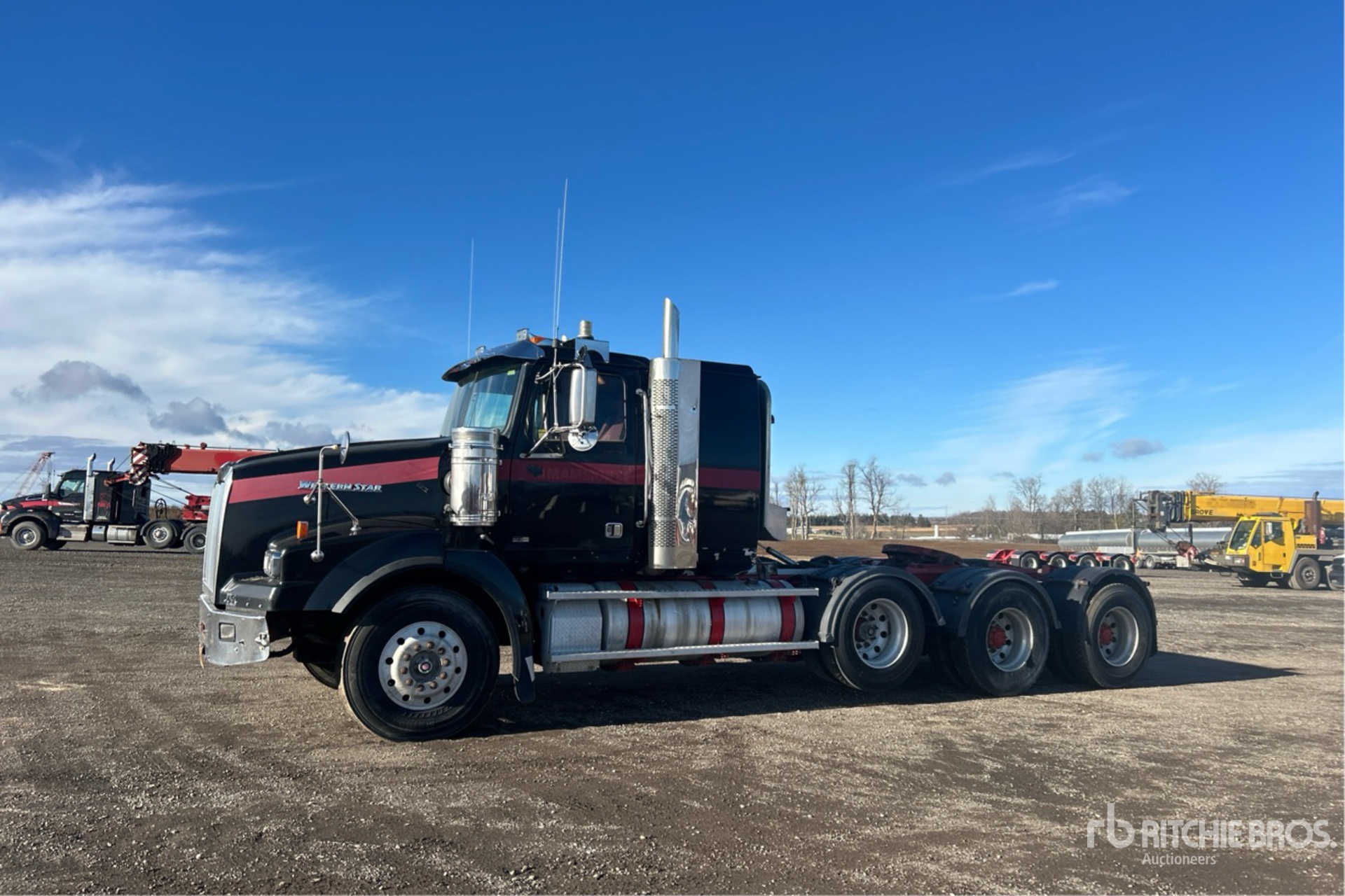 General Appearance with Picture, Left Front Corner