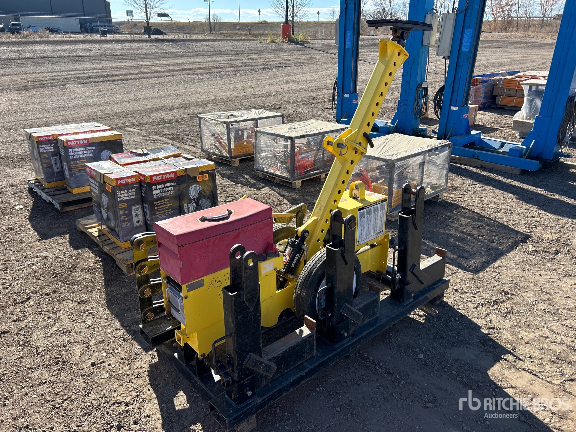 General Appearance with Picture, Left Front Corner