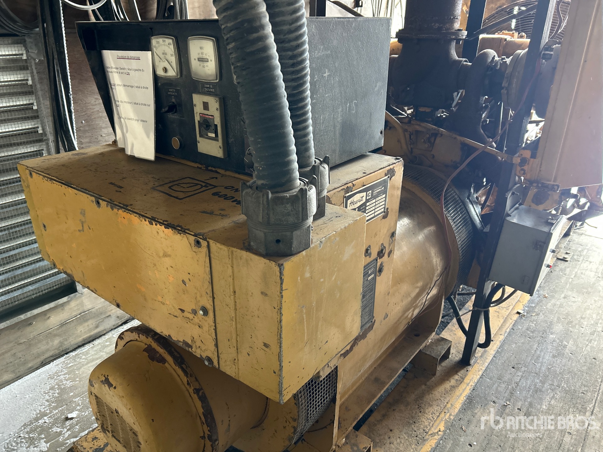 Aspect général with Image, coin arrière droit