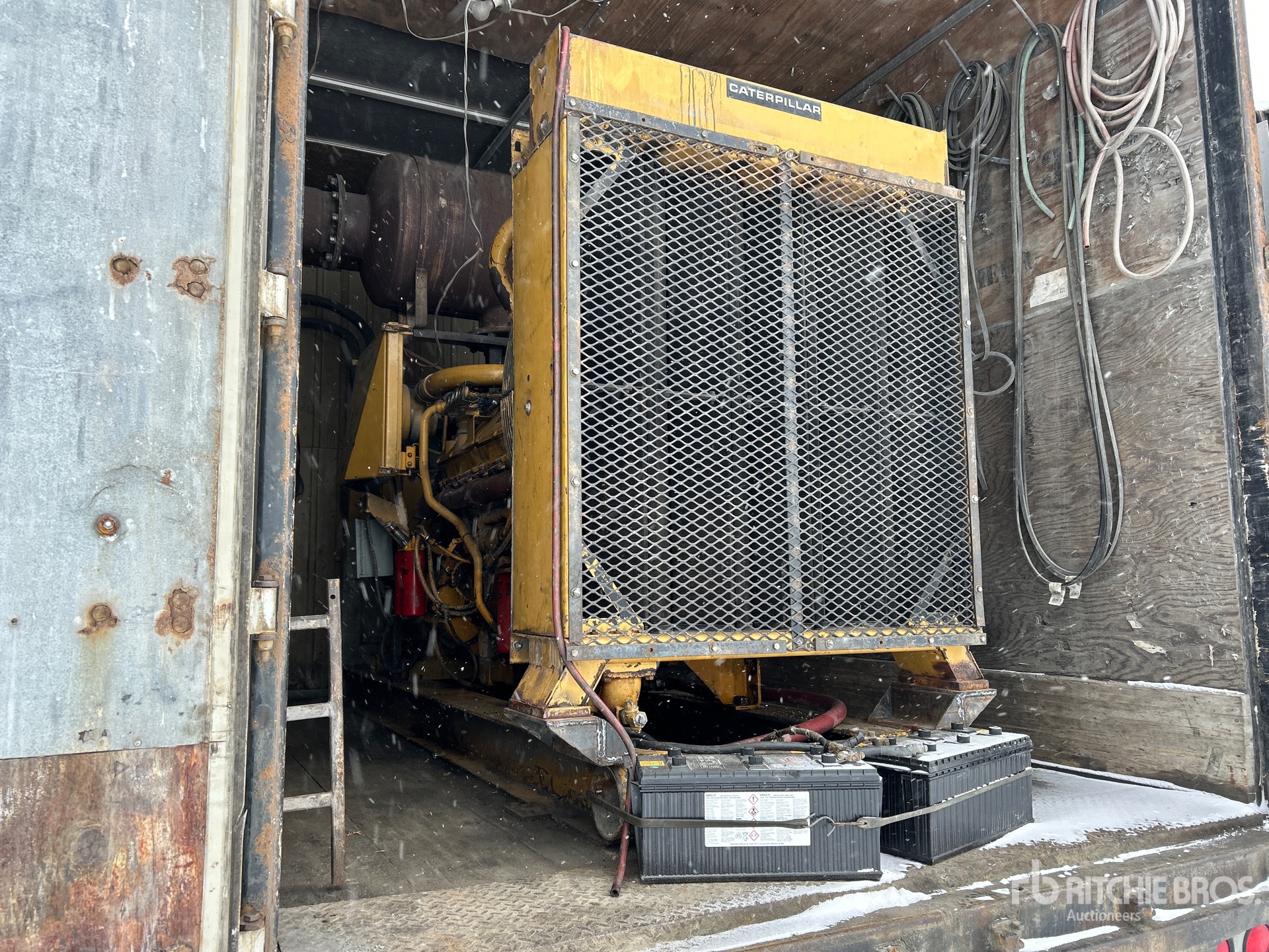 Aspect général with Image, coin avant droit