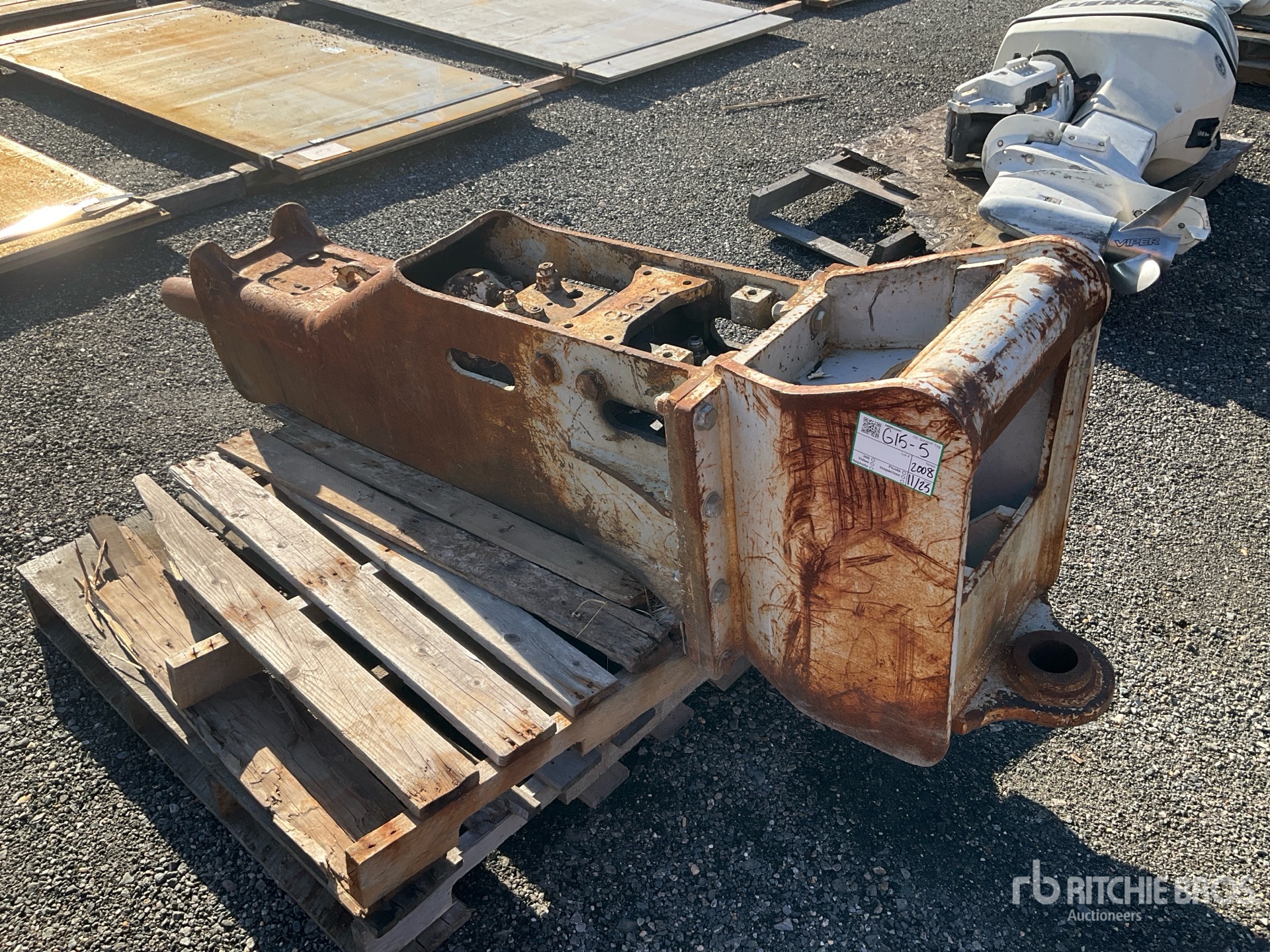 General Appearance with Picture, Left Rear Corner