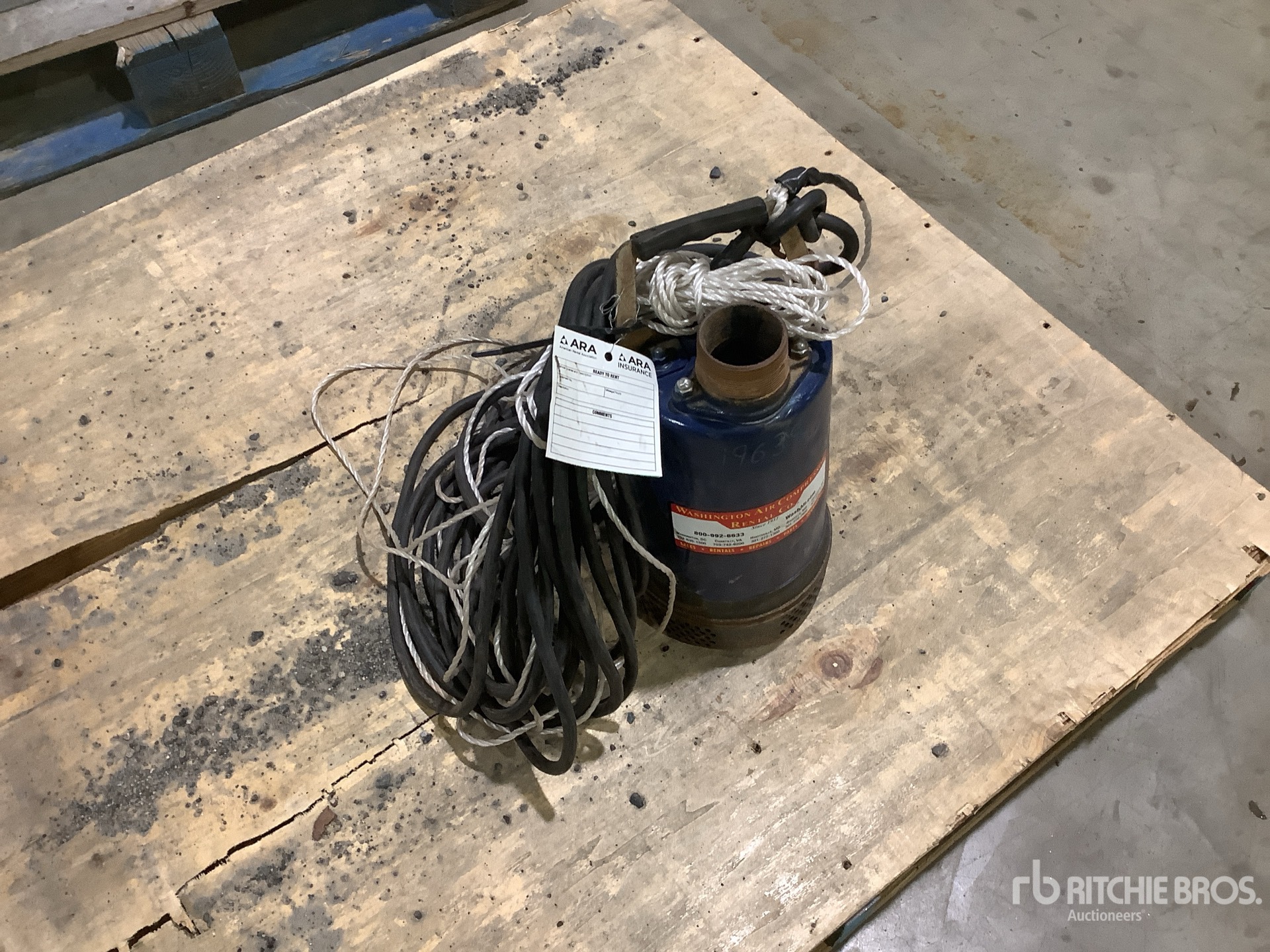 Aspect général with Image, coin avant droit