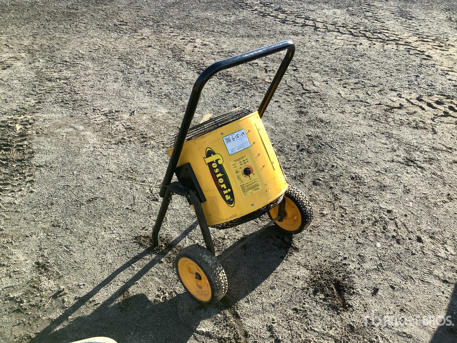 General Appearance with Bild, Ecke hinten rechts