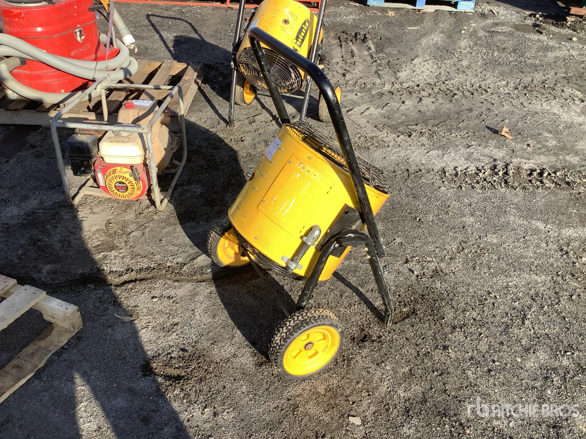 General Appearance with Featured Photo