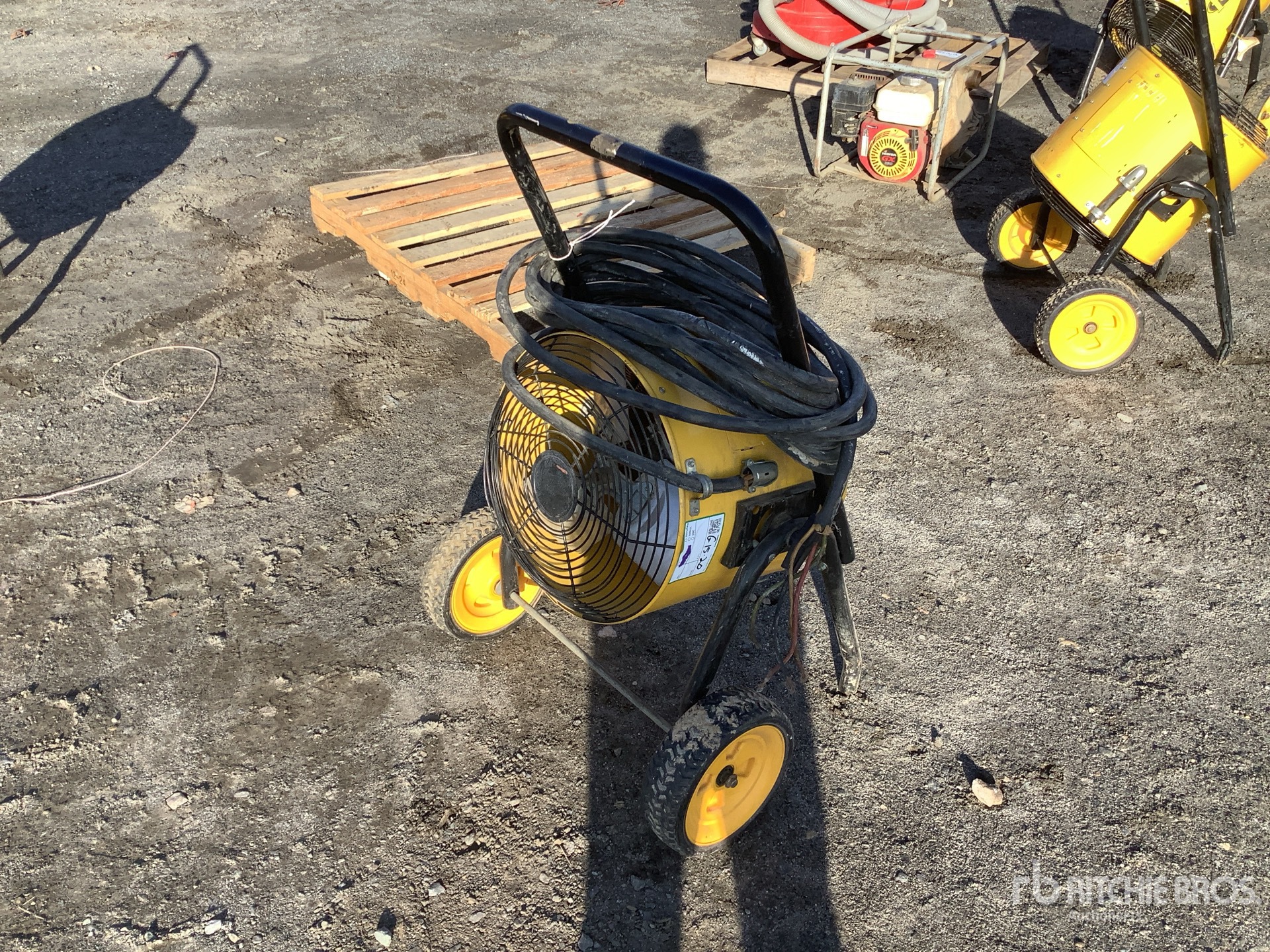 General Appearance with Featured Photo