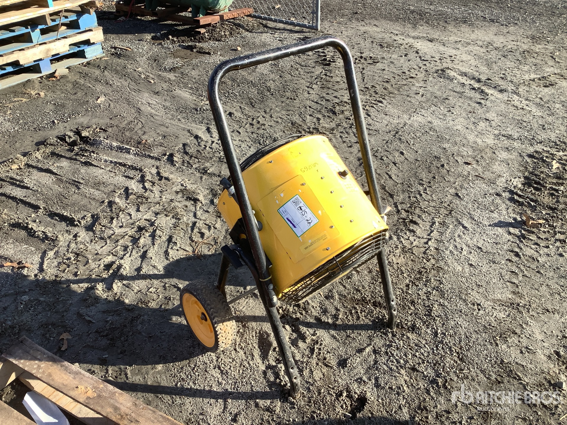 General Appearance with Bild, Ecke hinten rechts