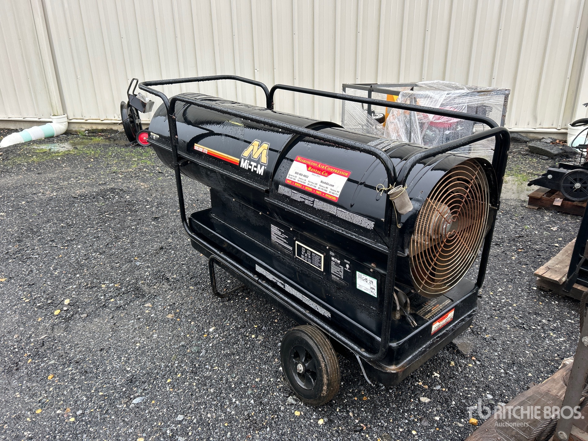 General Appearance with Picture, Left Rear Corner