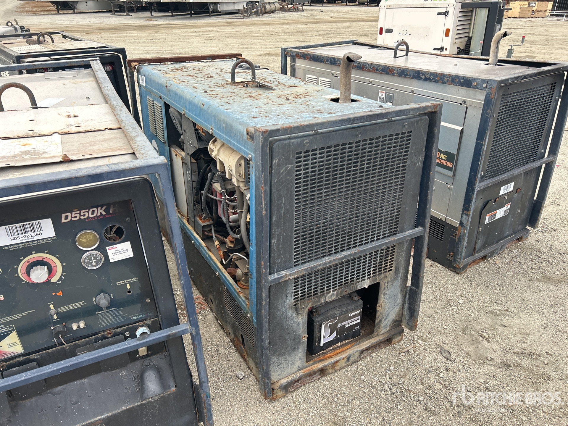 General Appearance with Foto, angolo anteriore sinistro