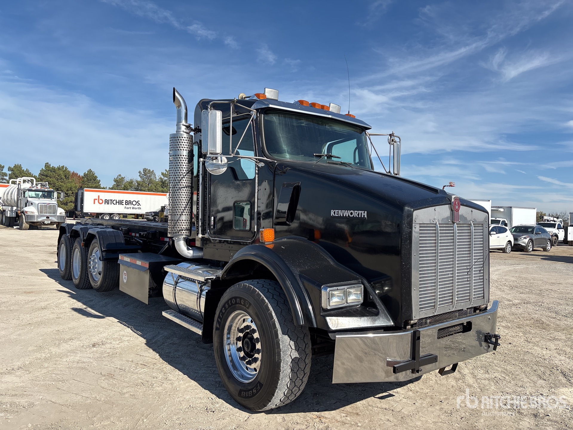 General Appearance with Bild, Ecke vorne rechts