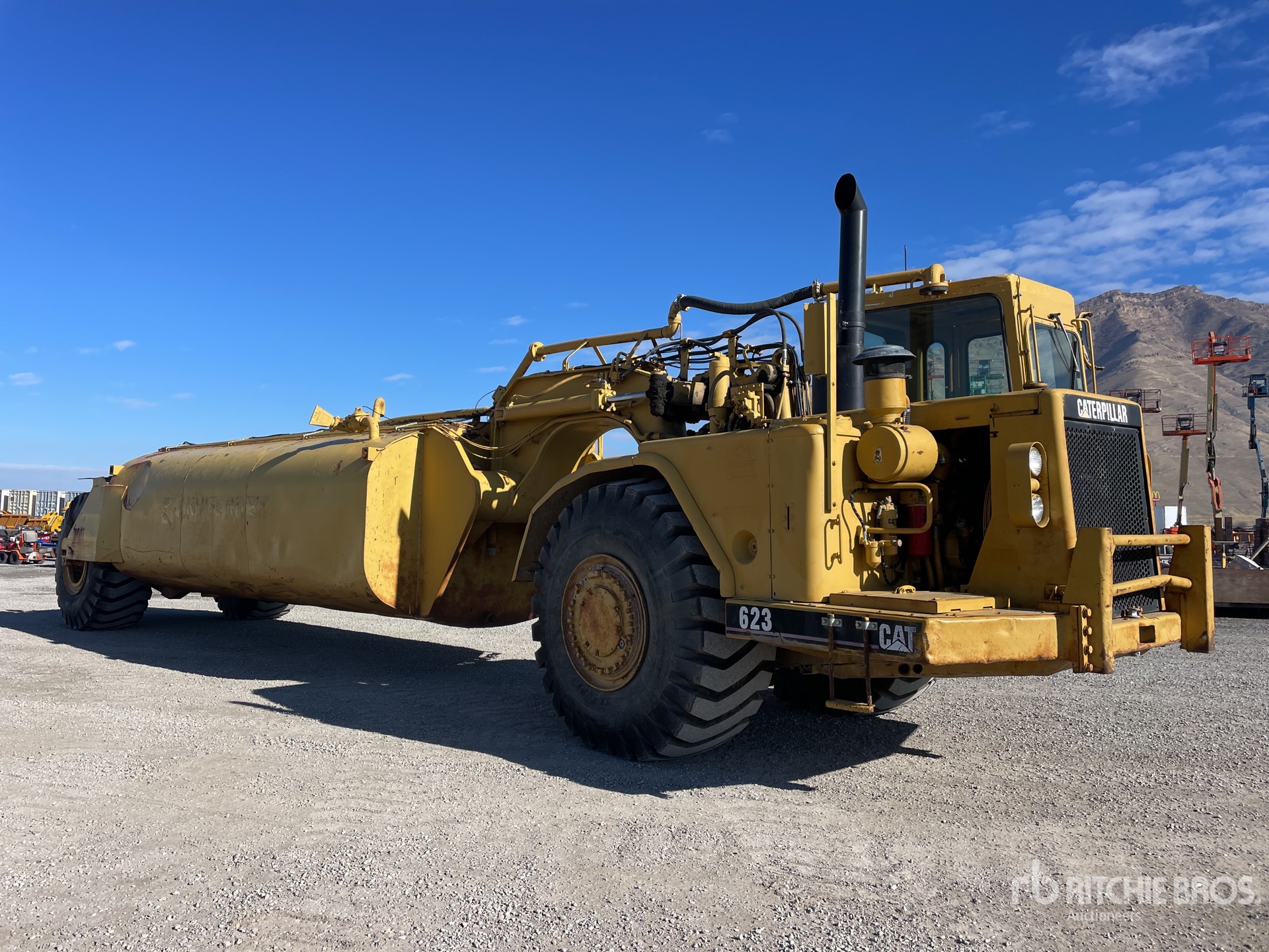 General Appearance with Imagen: esquina delantera derecha