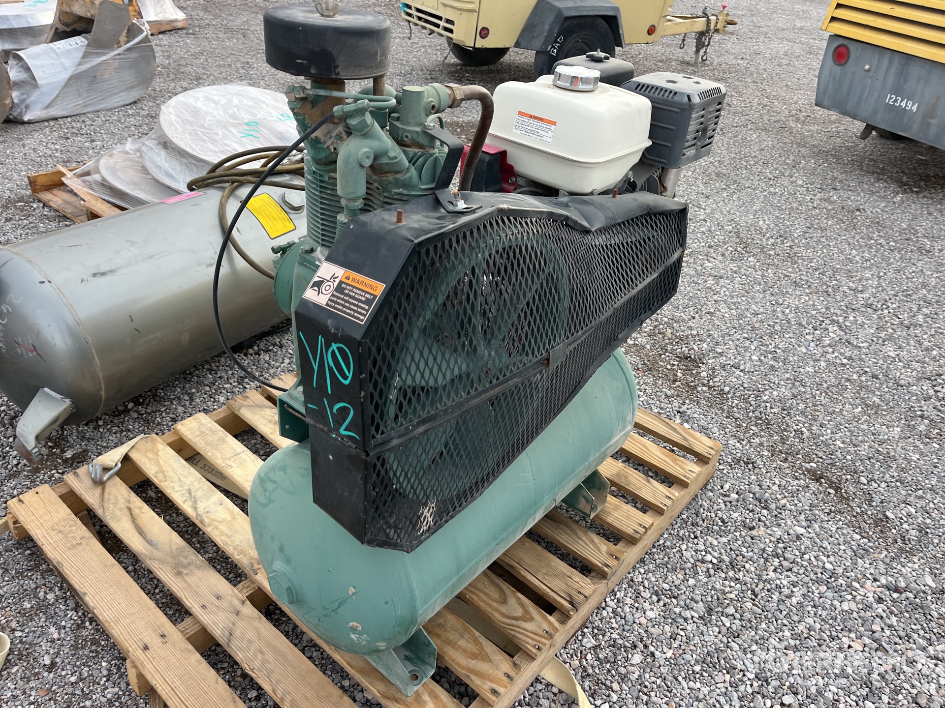 General Appearance with Imagen: esquina trasera izquierda