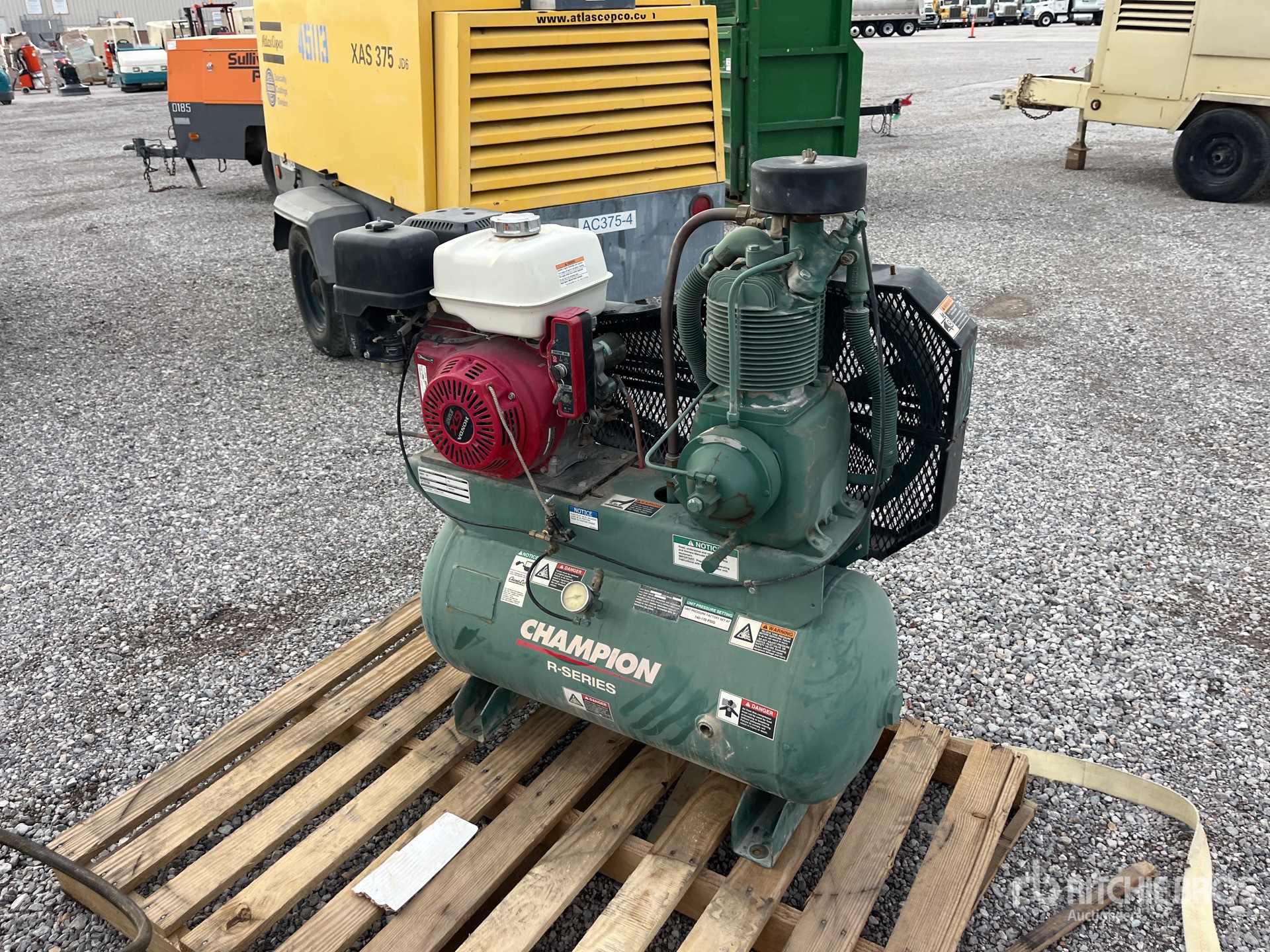 General Appearance with Imagen: esquina delantera izquierda