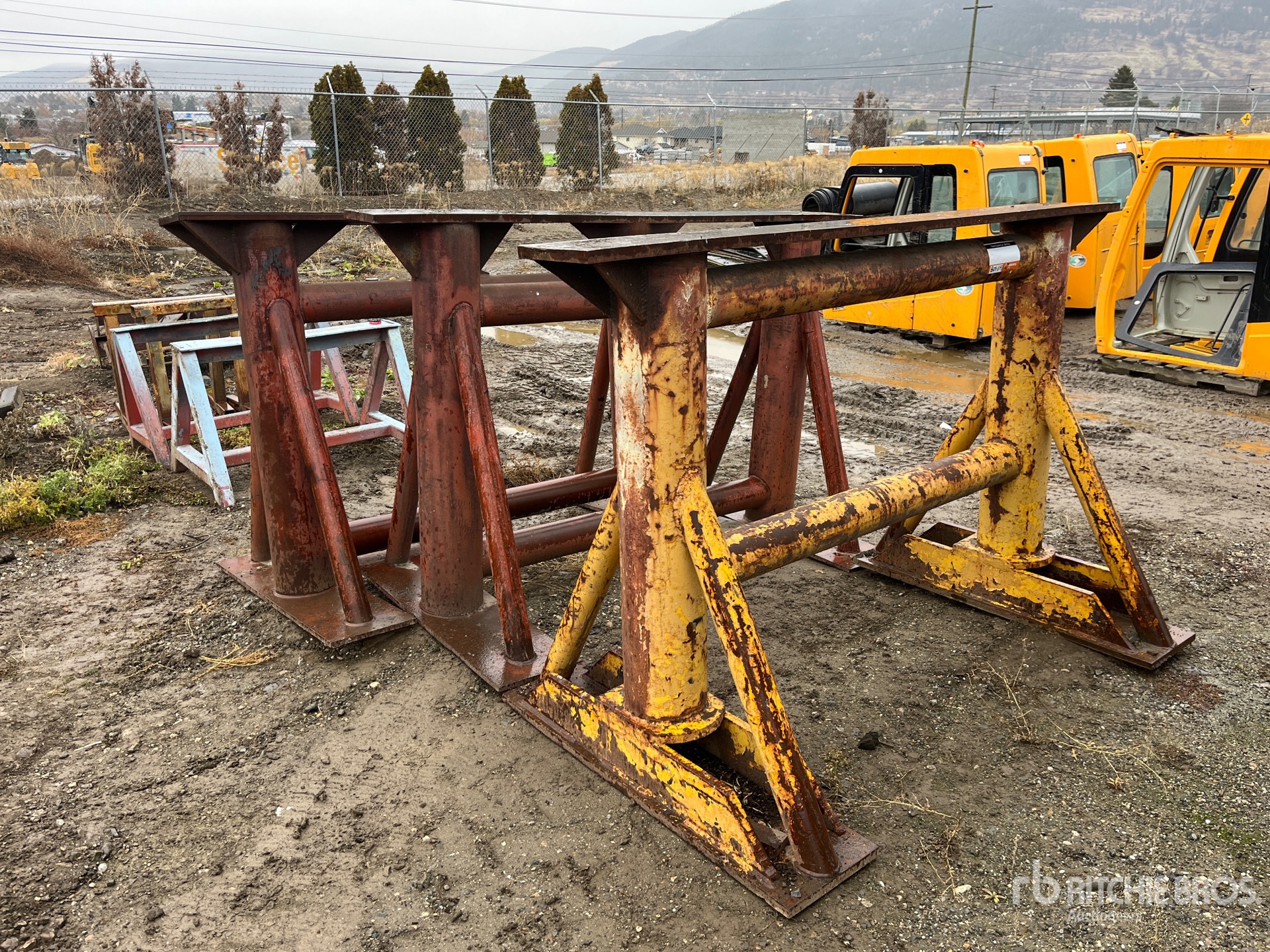 General Appearance with Bild, Ecke vorne rechts