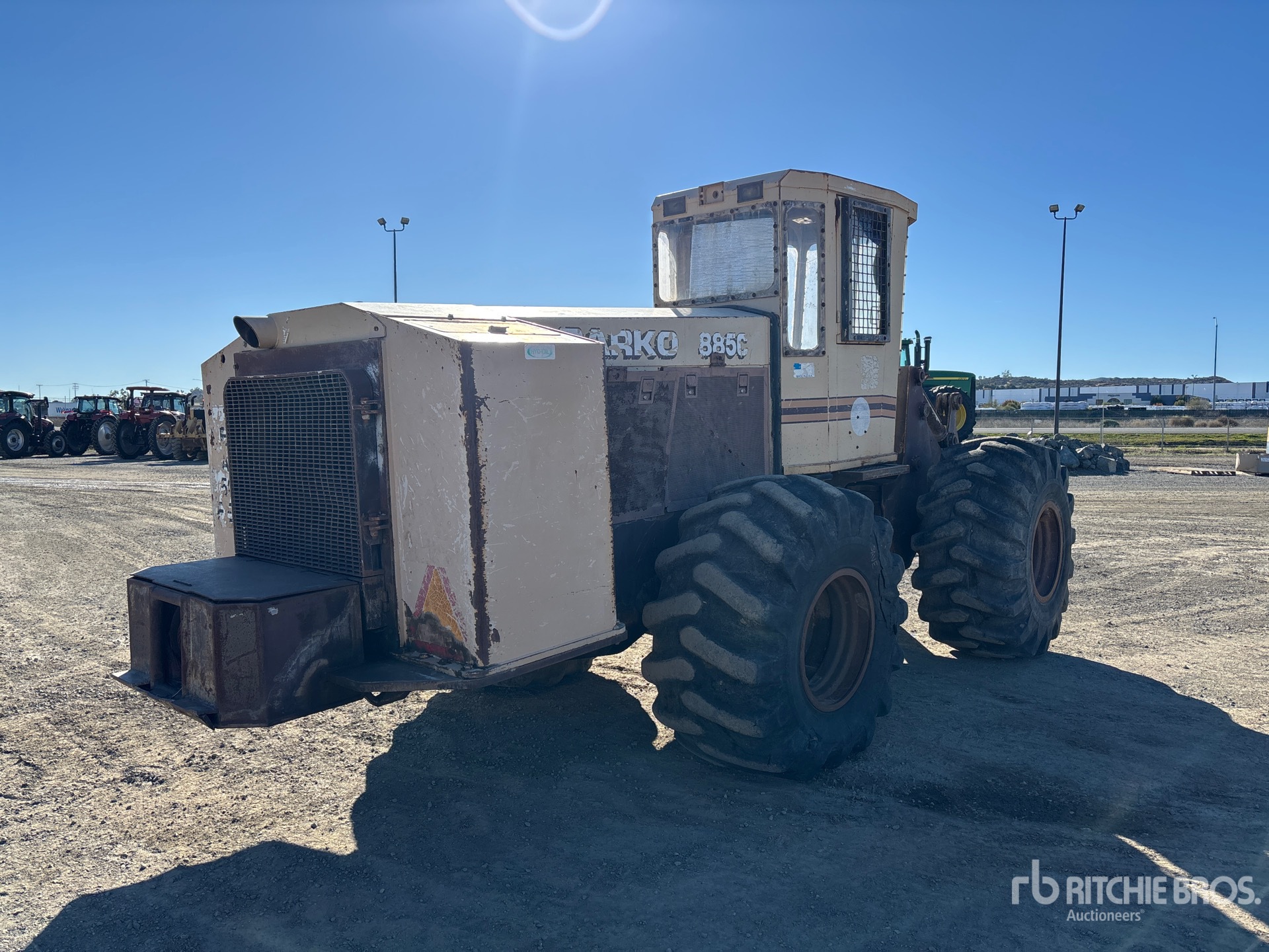 General Appearance with Picture, Right Rear Corner