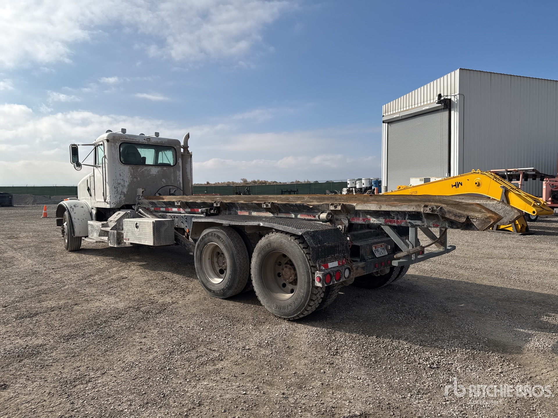 General Appearance with Zdjęcie, lewy dolny róg