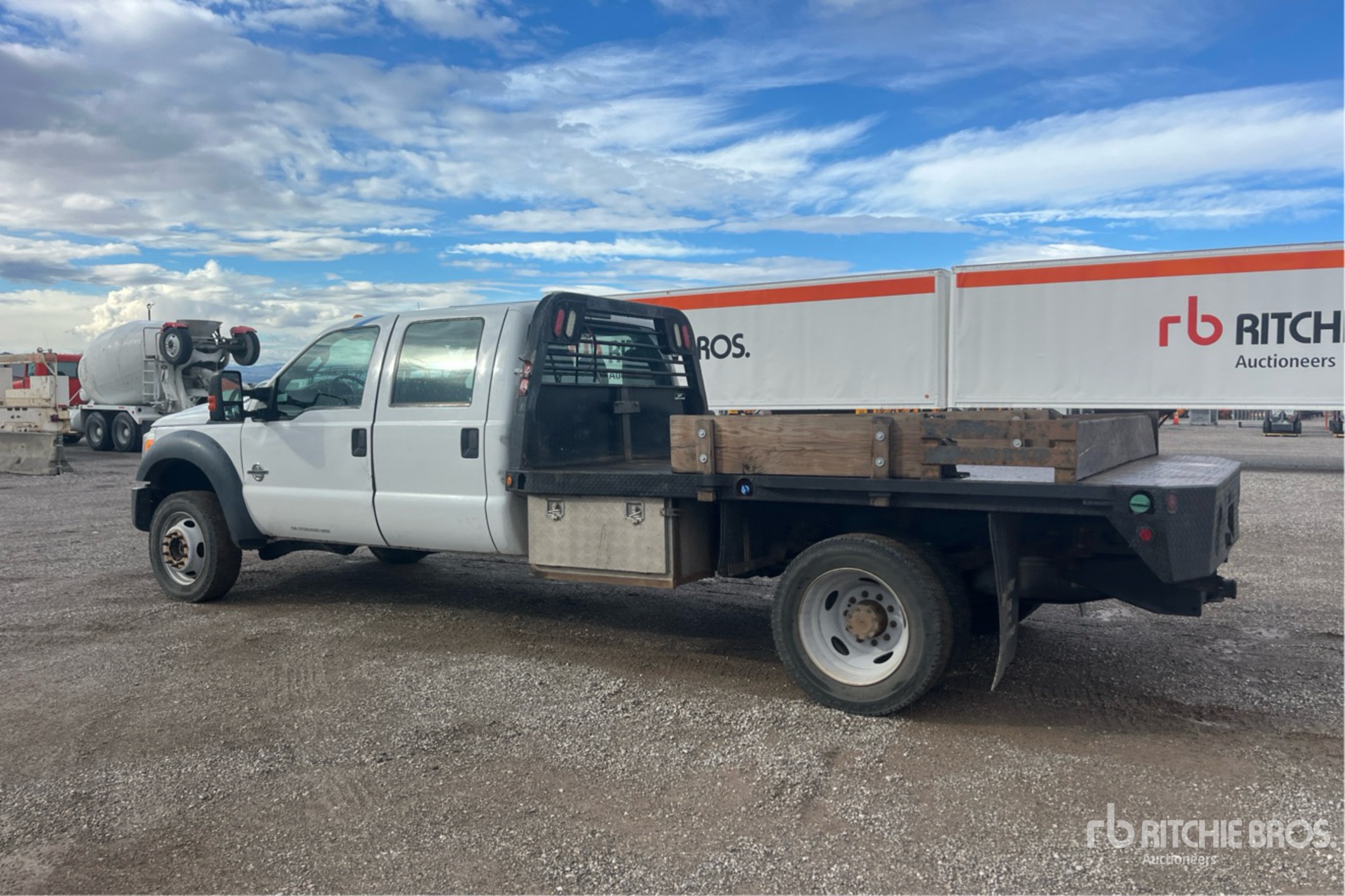 General Appearance with Imagen: esquina trasera izquierda