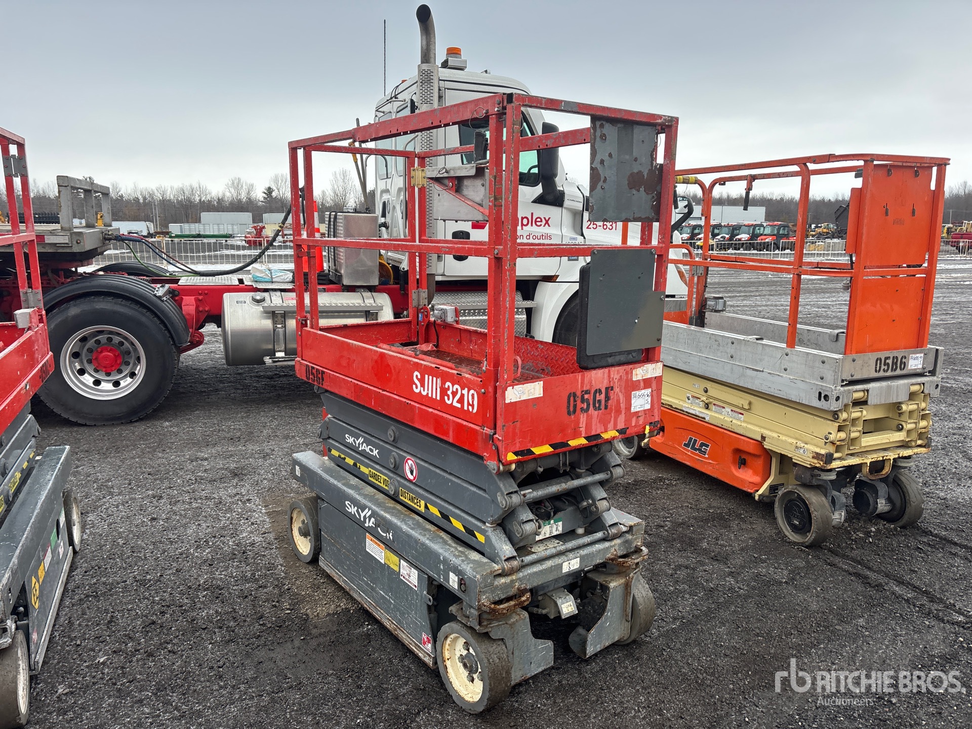 General Appearance with Zdjęcie, lewy dolny róg