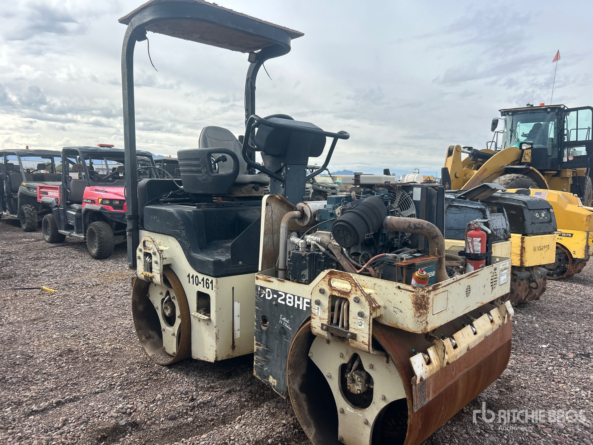 General Appearance with Foto, angolo anteriore destro