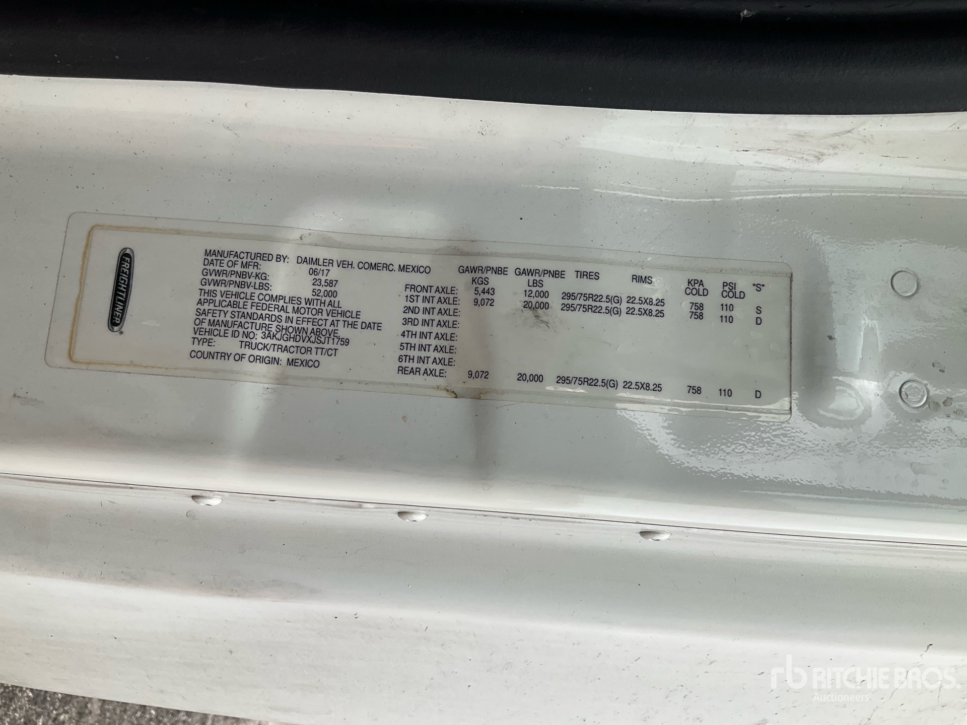 General Appearance with Serial Number / VIN