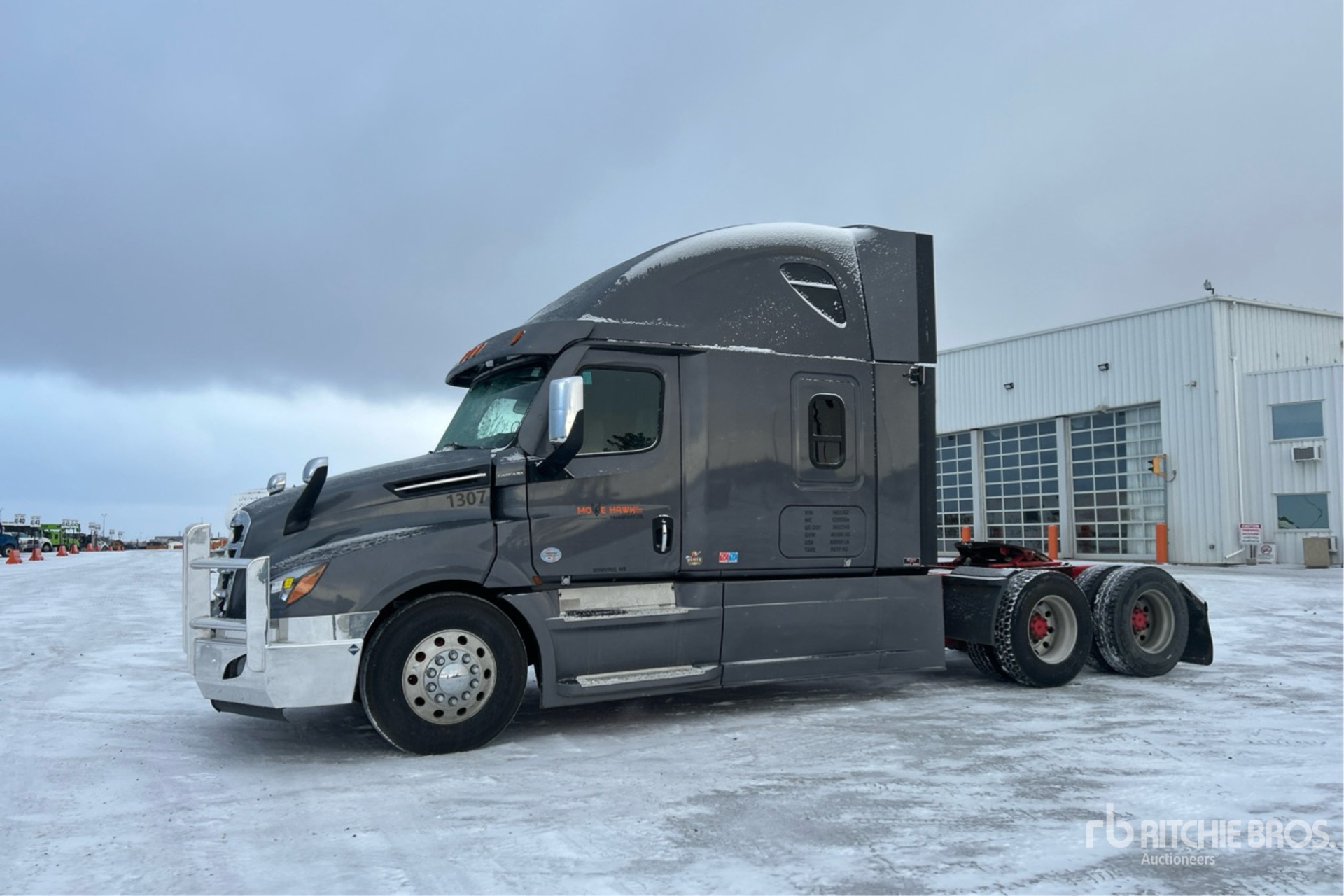 General Appearance with Picture, Left Front Corner