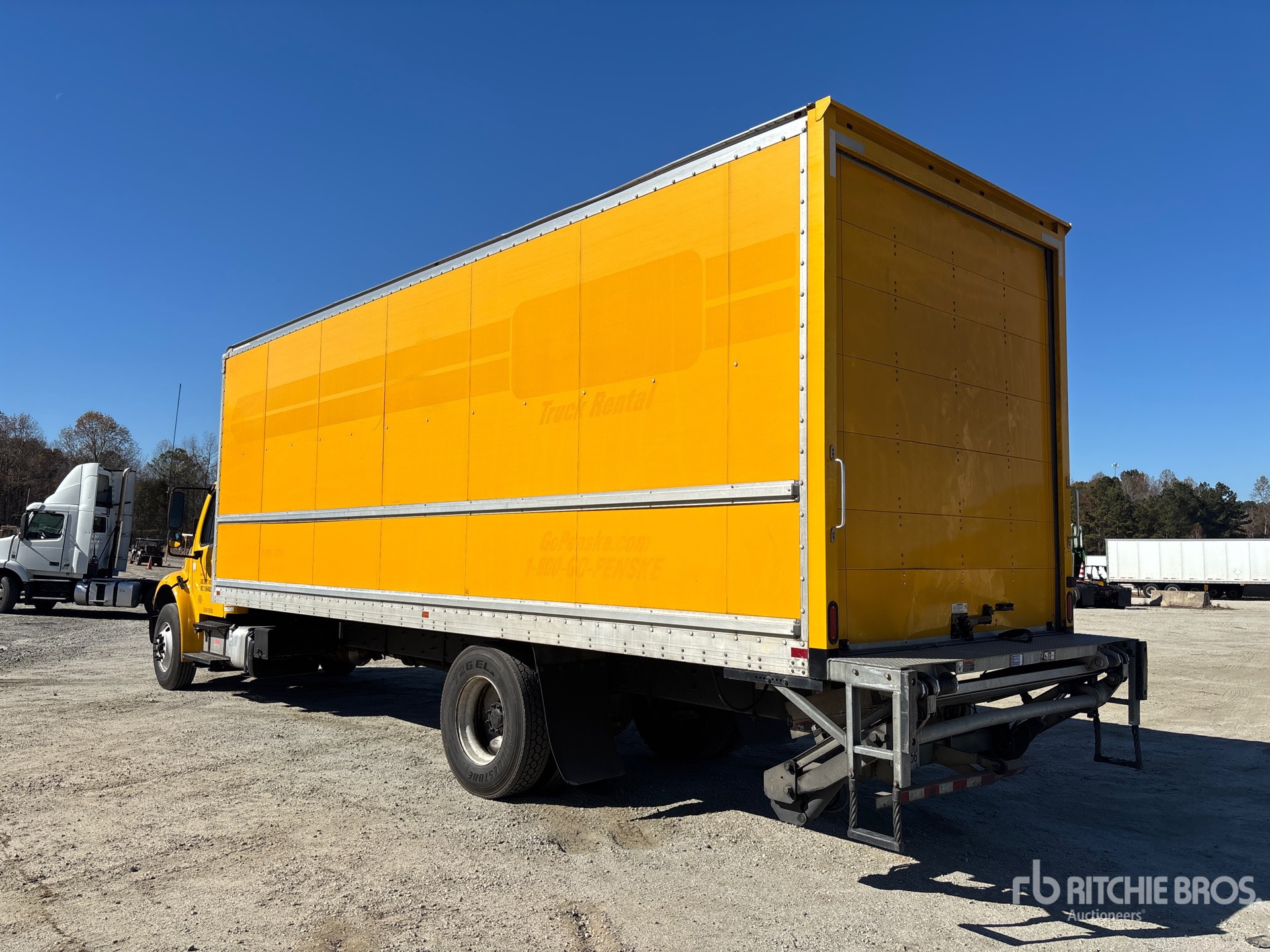 General Appearance with Imagen: esquina trasera izquierda