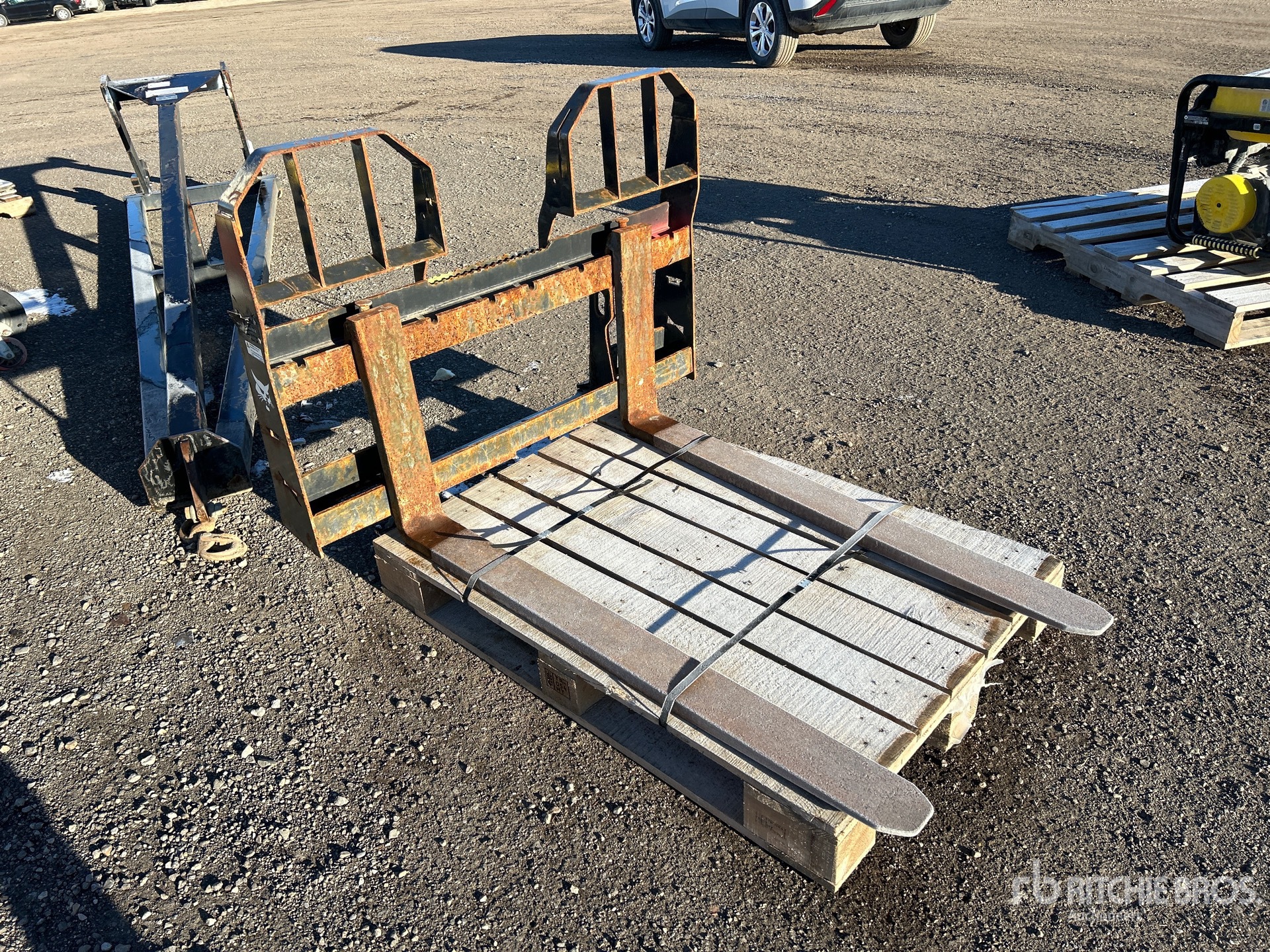 General Appearance with Picture, Right Front Corner