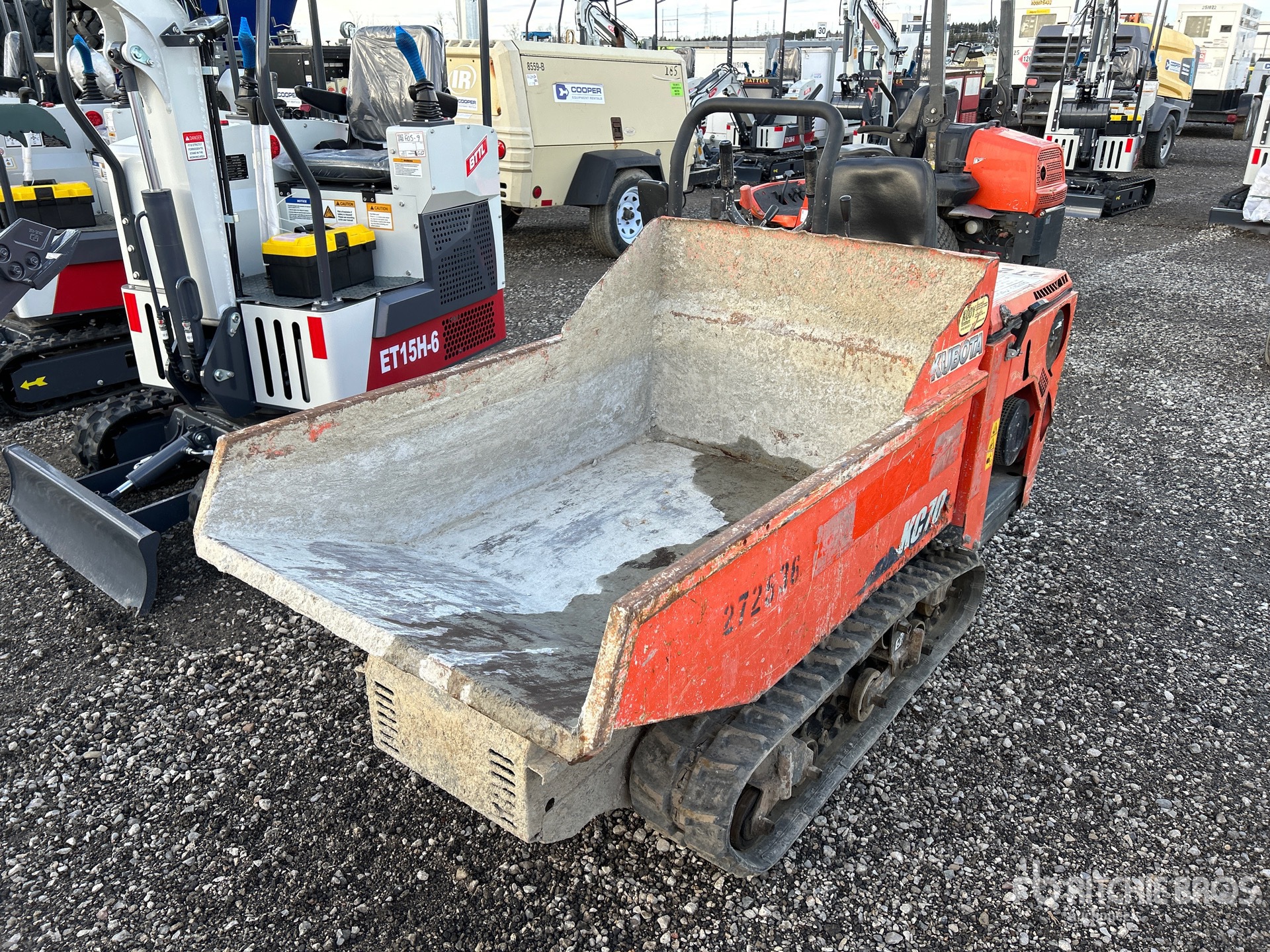 General Appearance with Bild, Ecke vorne links