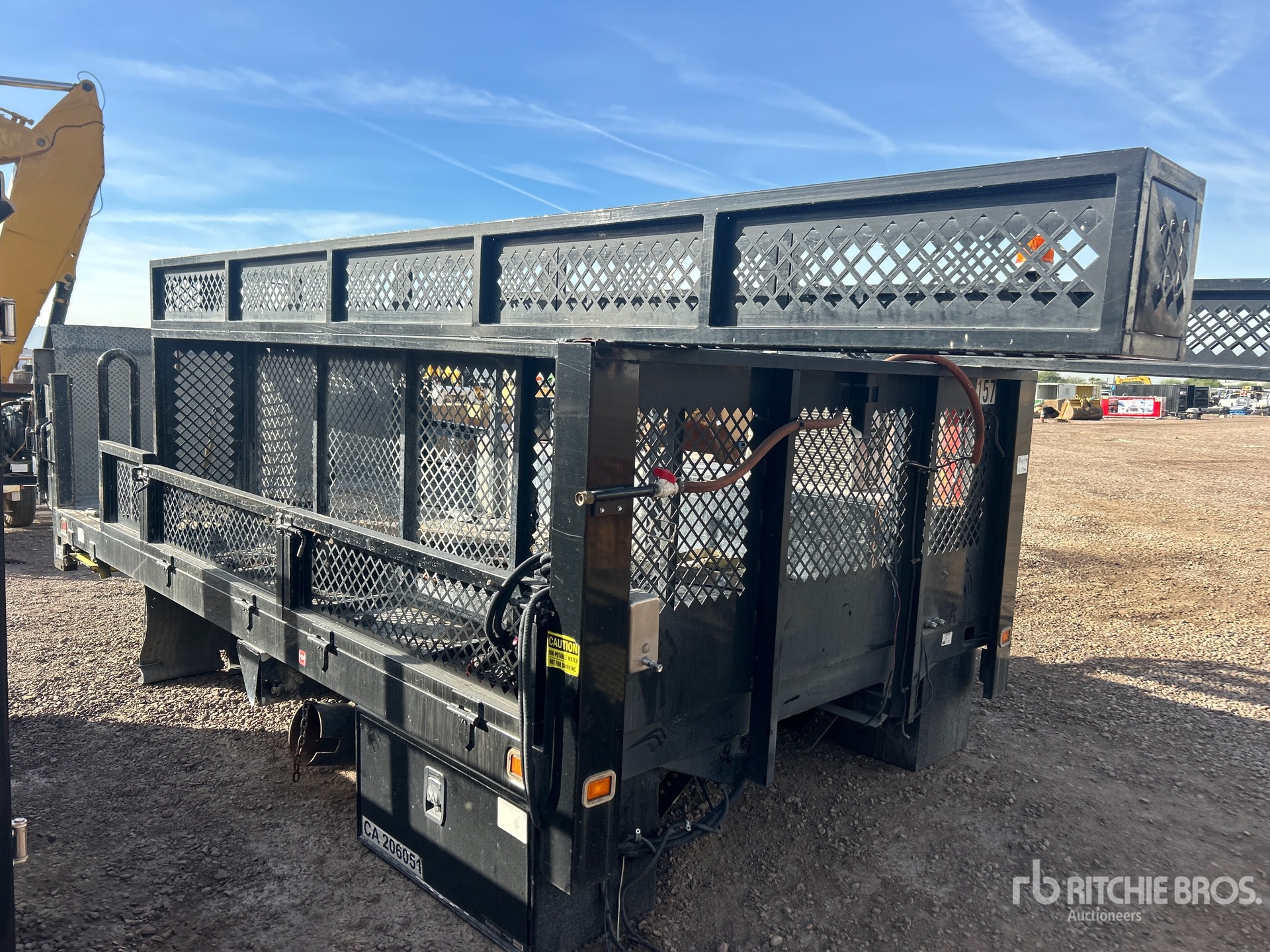 General Appearance with Image, coin arrière droit