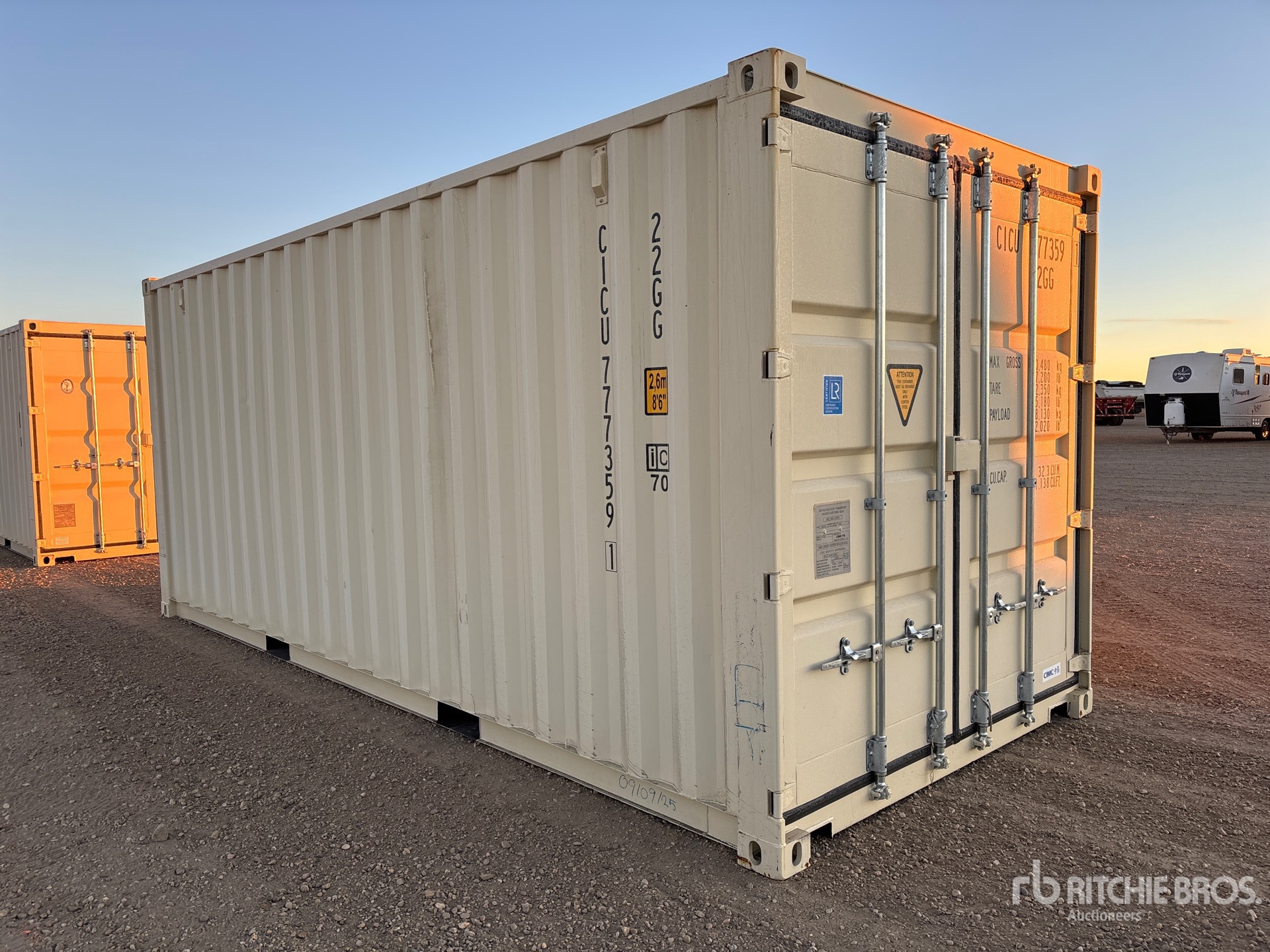 General Appearance with Picture, Right Front Corner