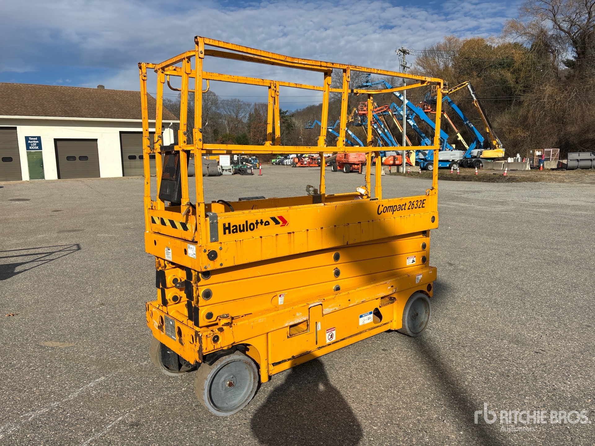 General Appearance with Featured Photo