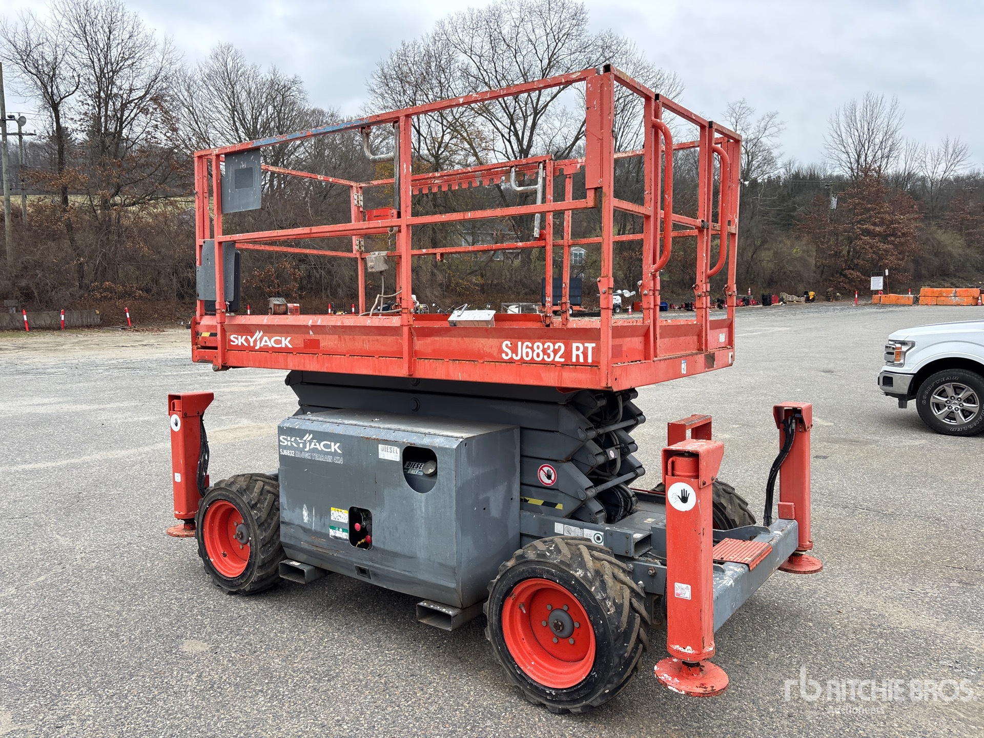 General Appearance with Picture, Left Rear Corner