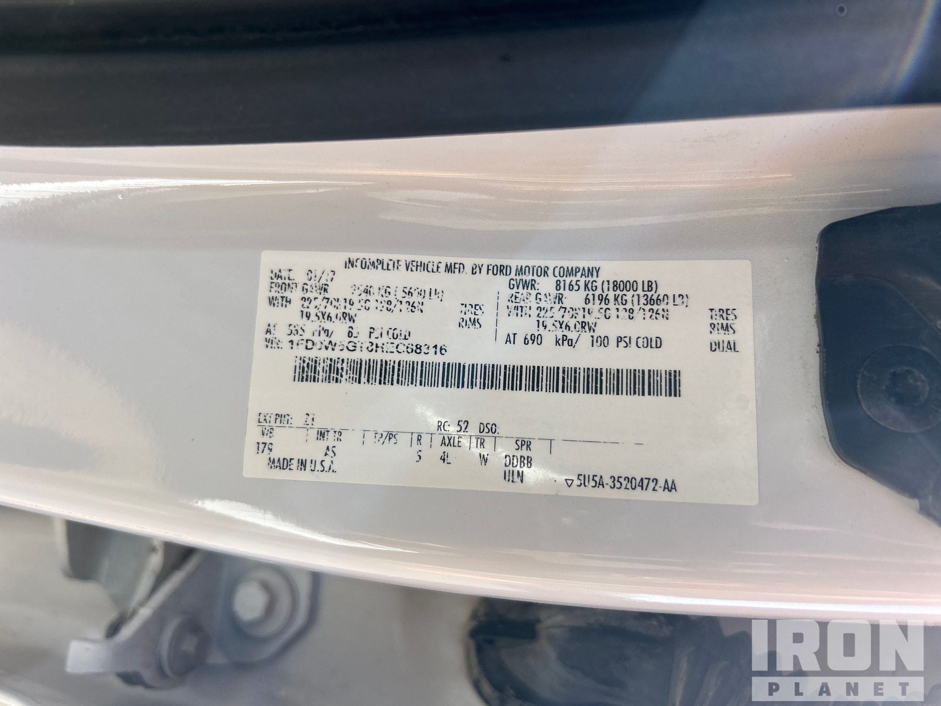 General Appearance with Serial Number / VIN