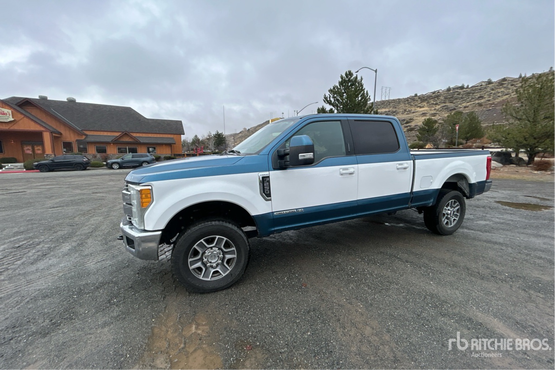 General Appearance with Picture, Left Front Corner