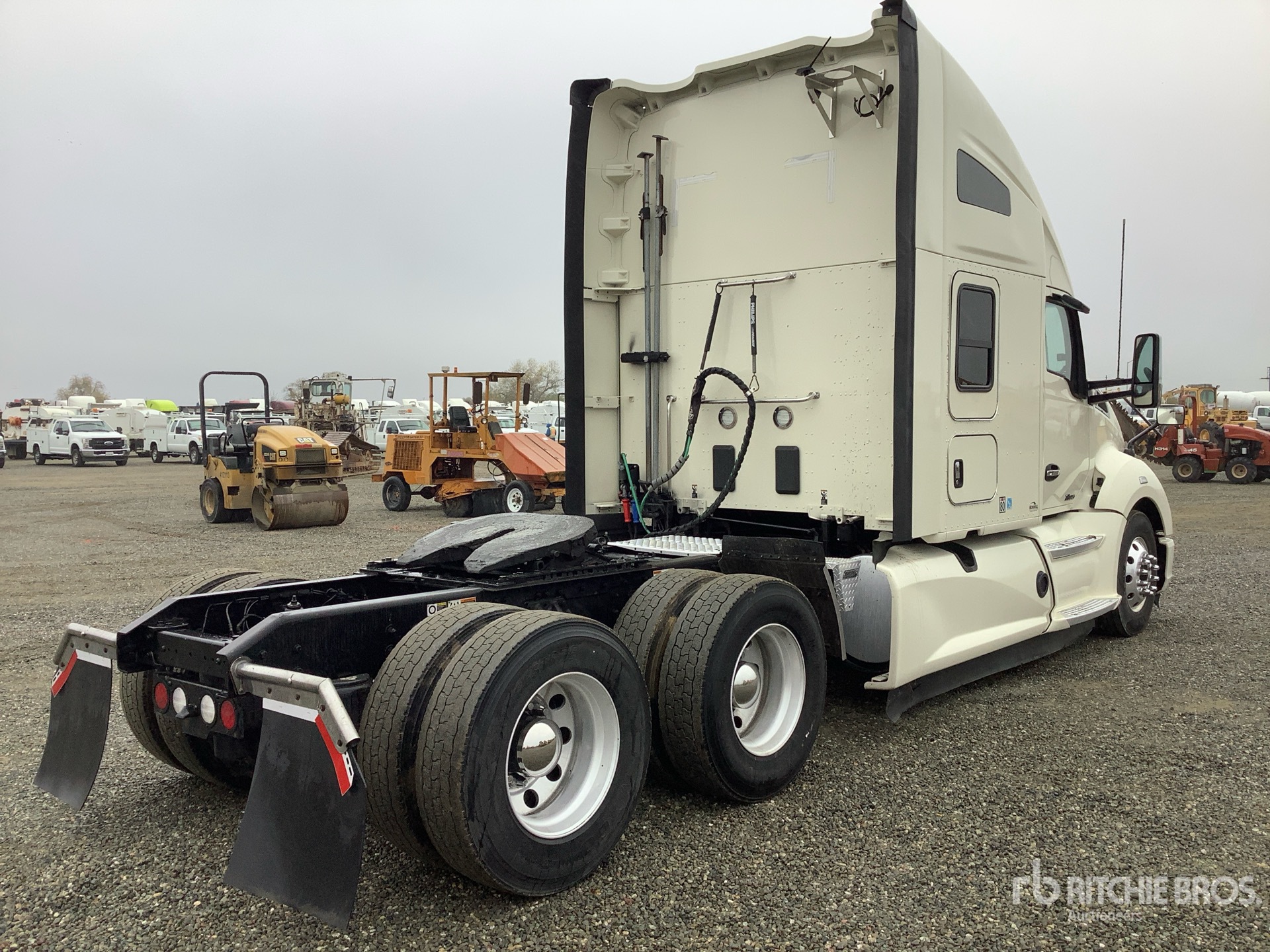 General Appearance with Imagen: esquina trasera derecha