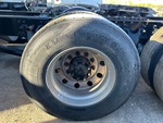 4 Underbody - Truck with 