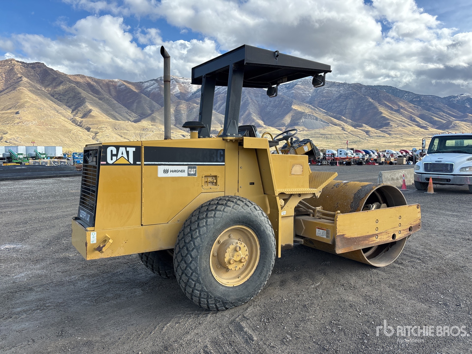 General Appearance with Imagen: esquina trasera derecha