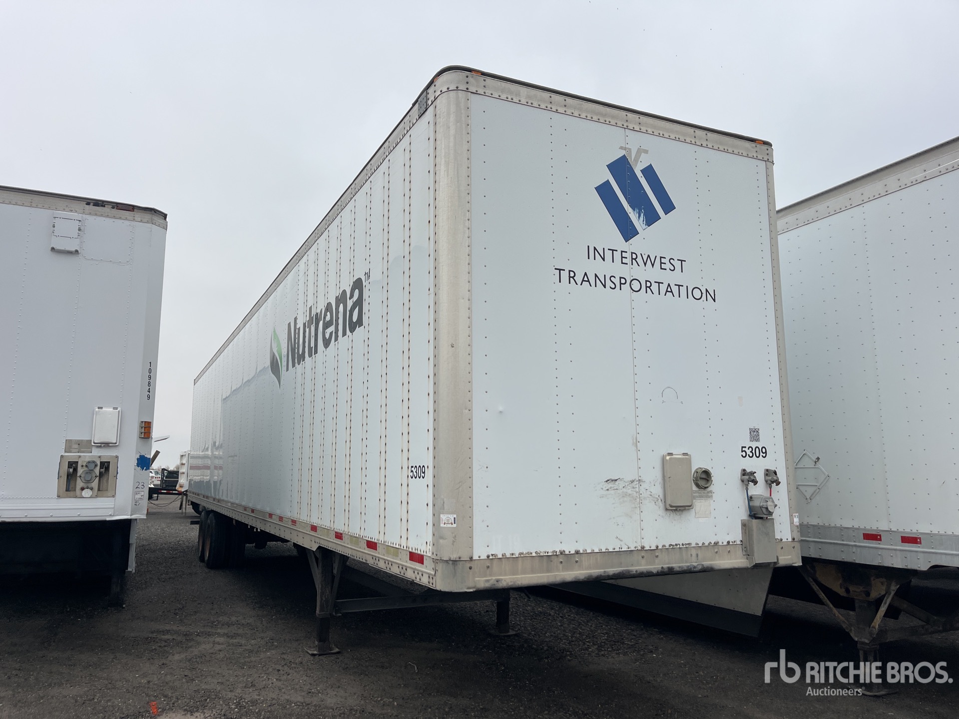 General Appearance with Image, coin avant droit