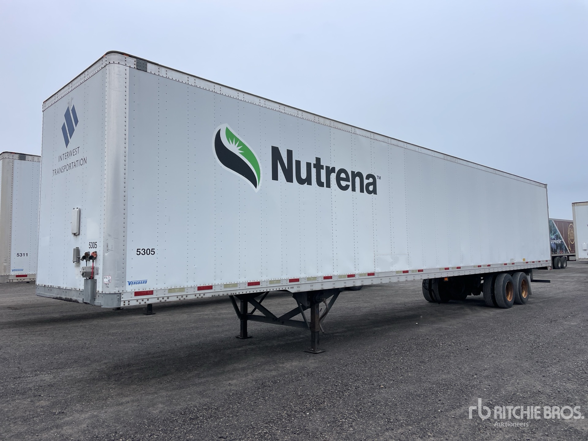 General Appearance with Foto, angolo anteriore sinistro