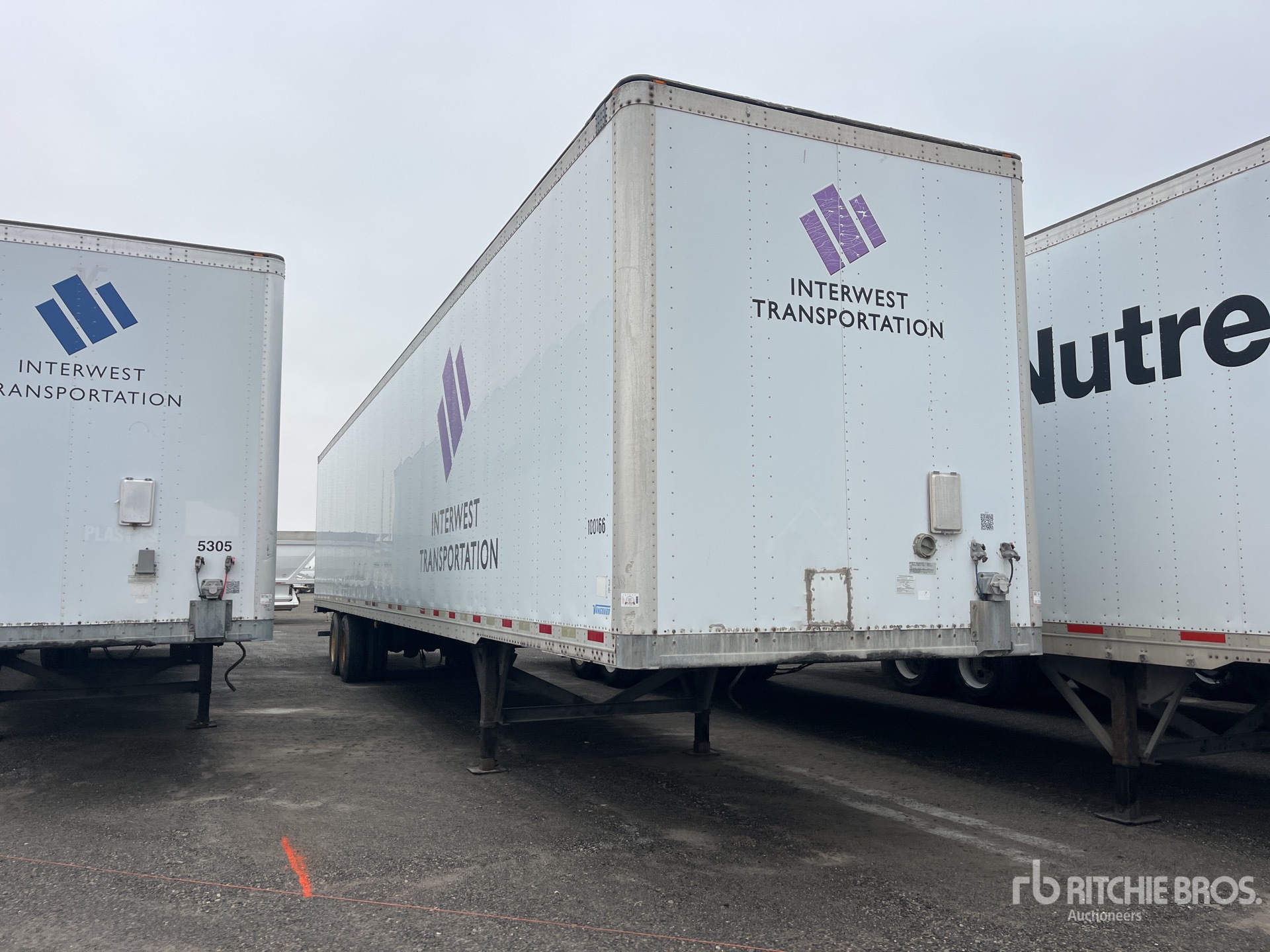 General Appearance with Image, coin avant droit