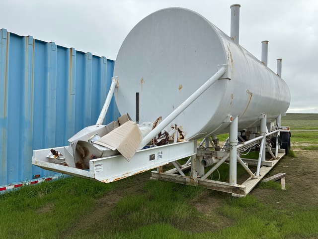 2000 Interpipe 10000 gal S/A Water Tower