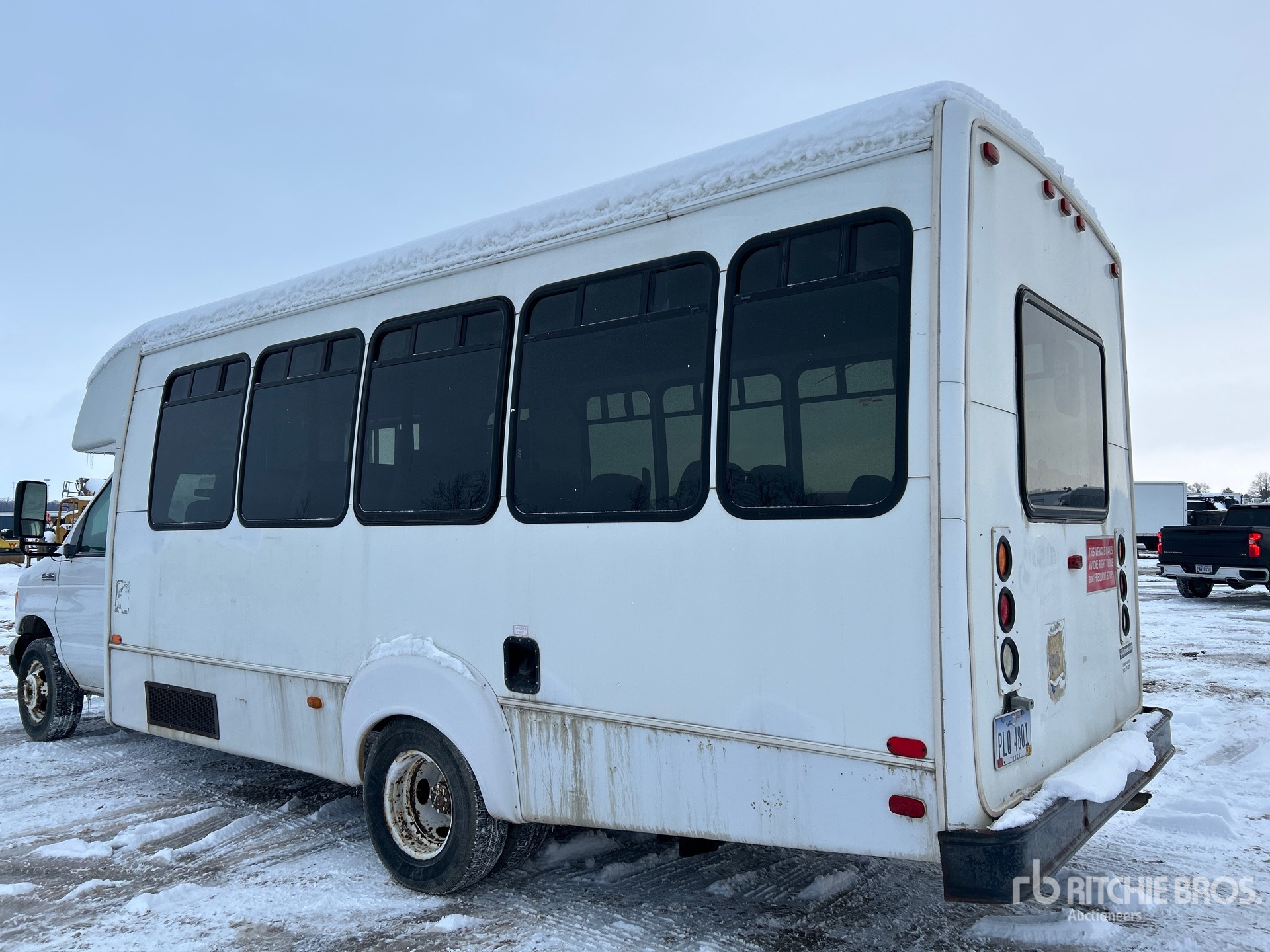 General Appearance with Foto, angolo posteriore sinistro