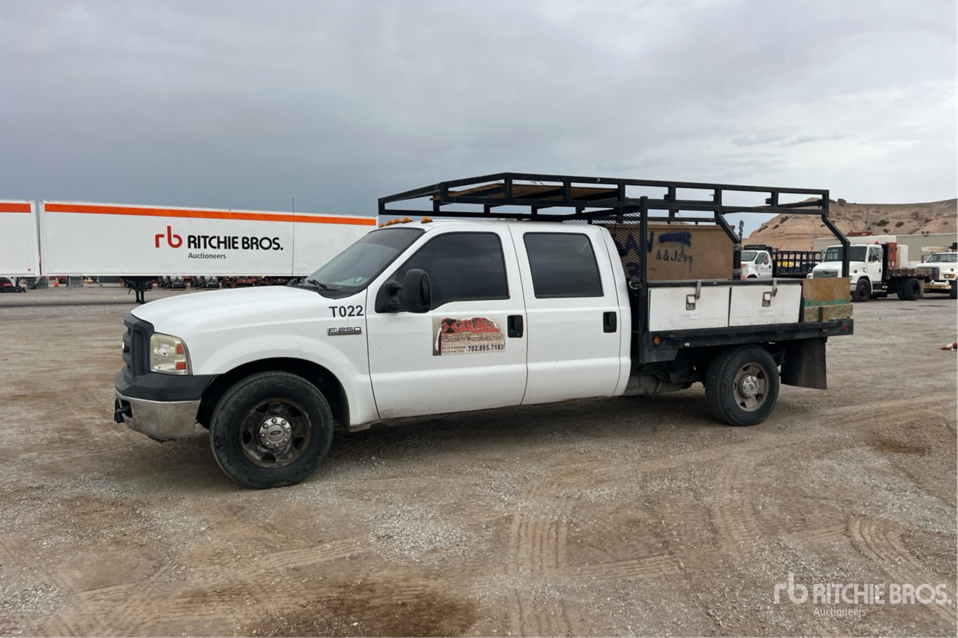 General Appearance with Picture, Left Front Corner