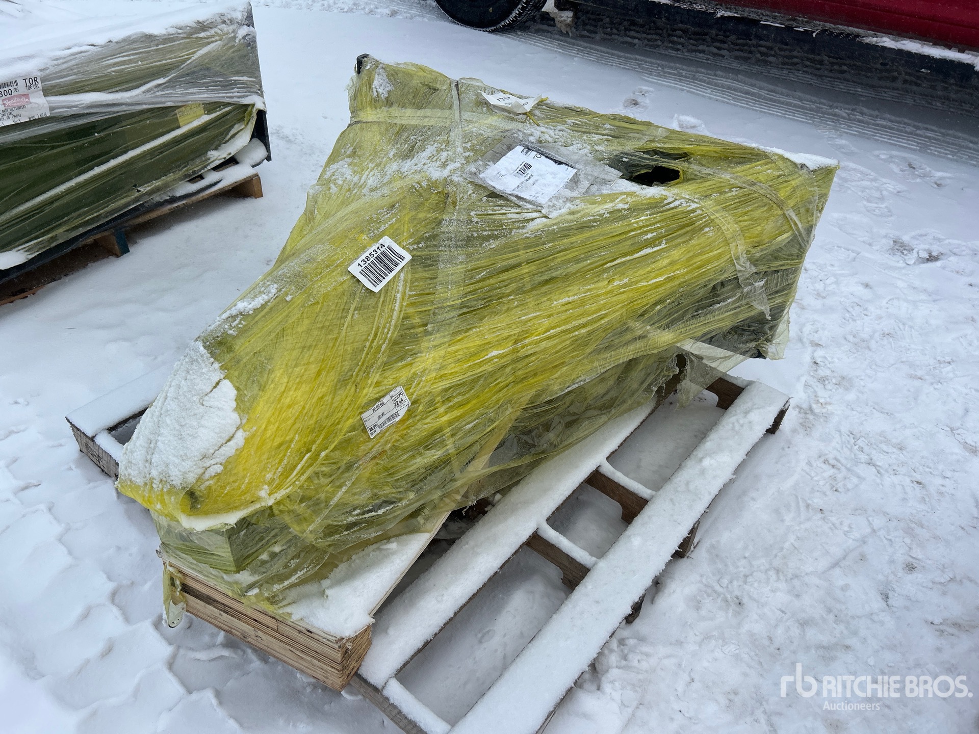 General Appearance with Foto, angolo anteriore sinistro