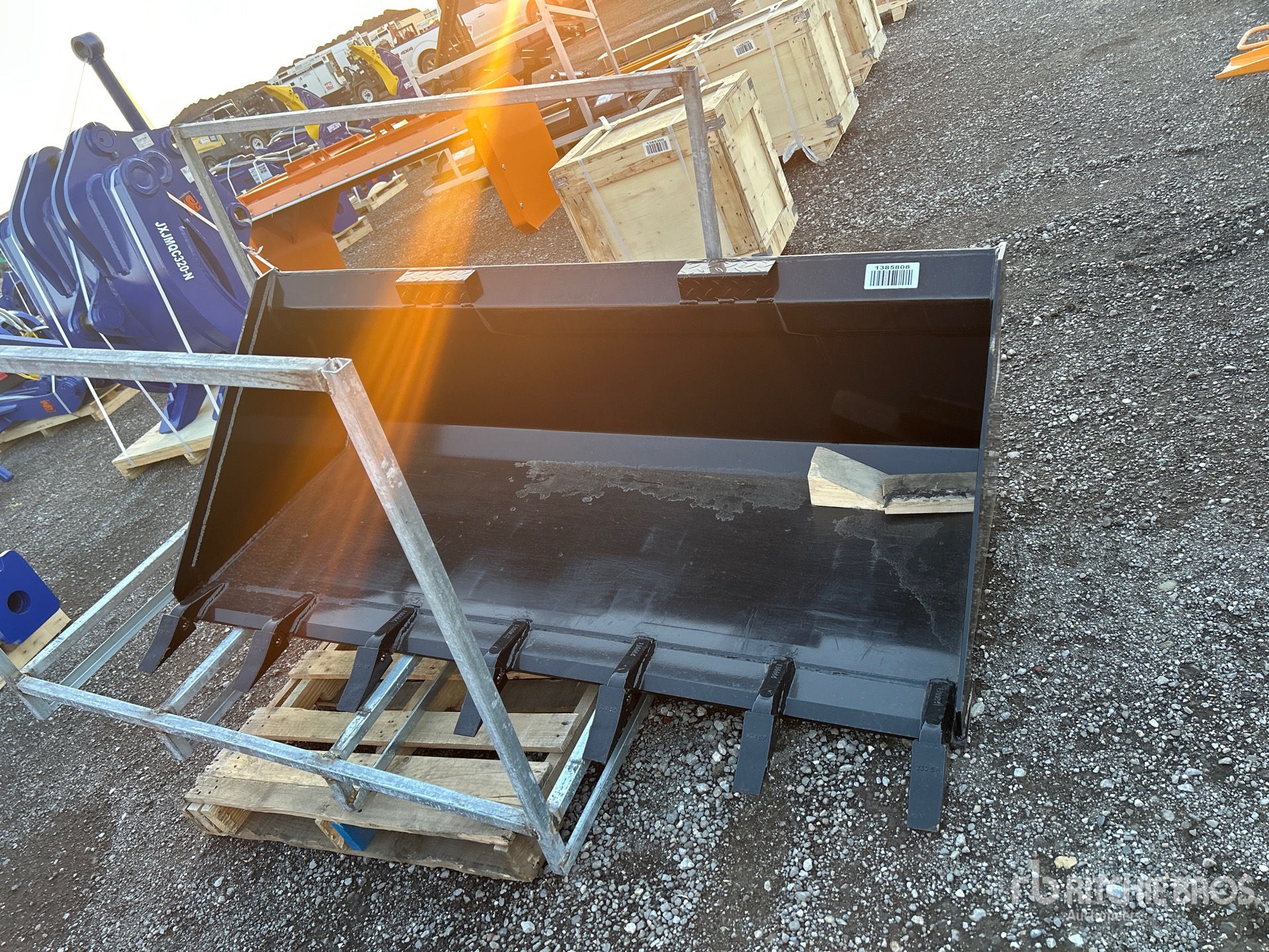 General Appearance with Picture, Left Front Corner