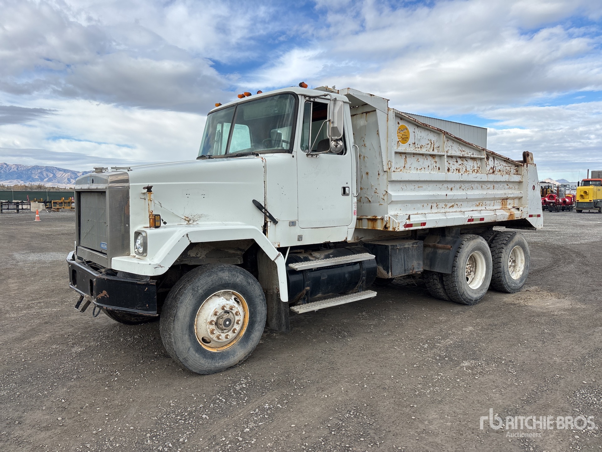 General Appearance with Featured Photo