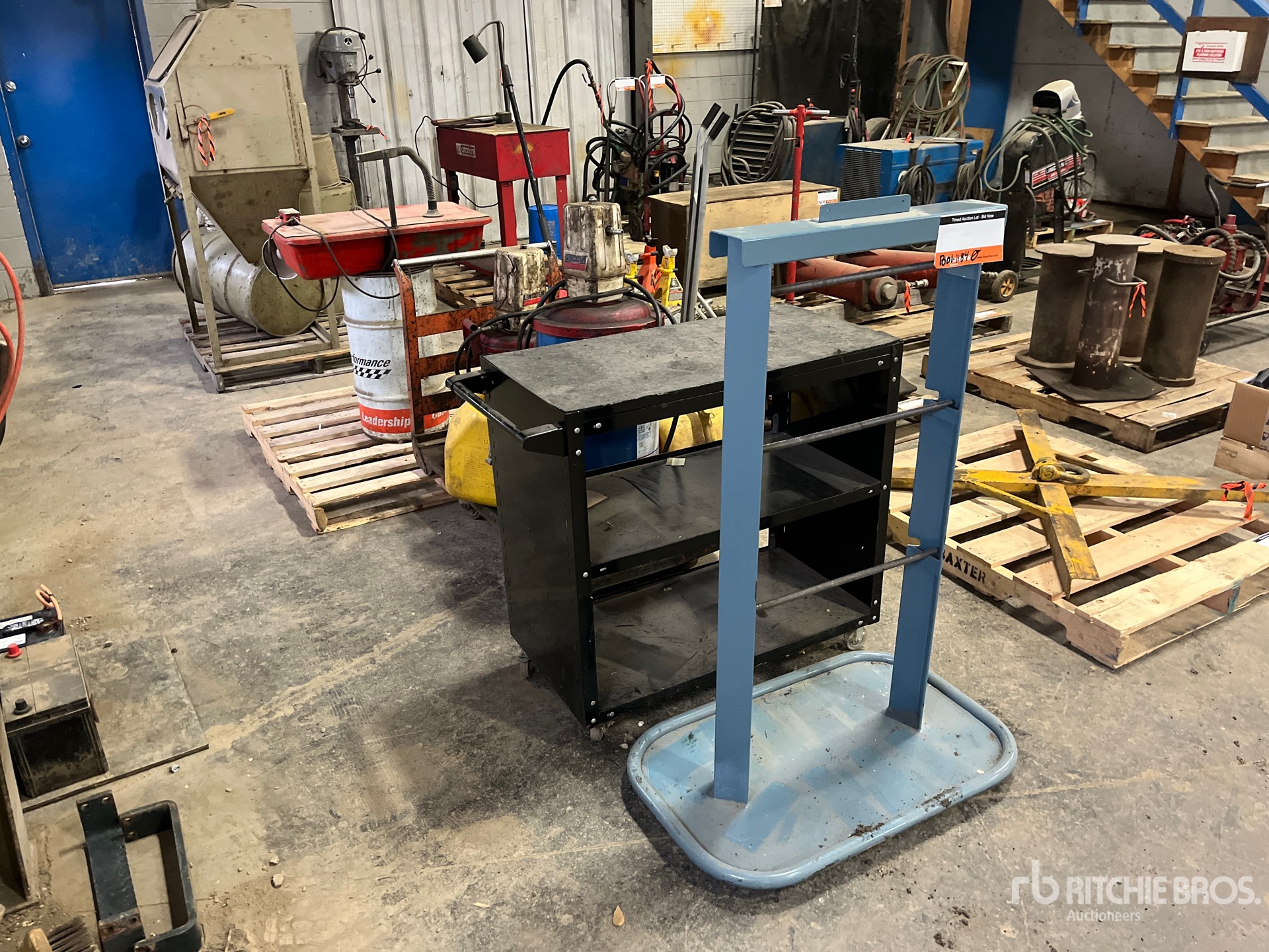 General Appearance with Picture, Right Front Corner