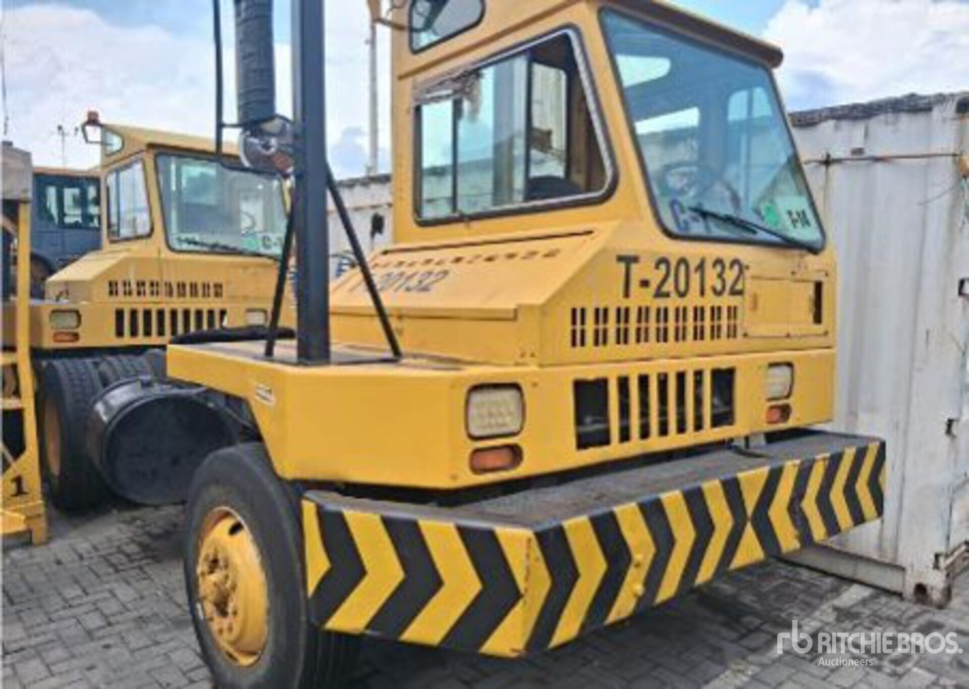 General Appearance with Featured Photo