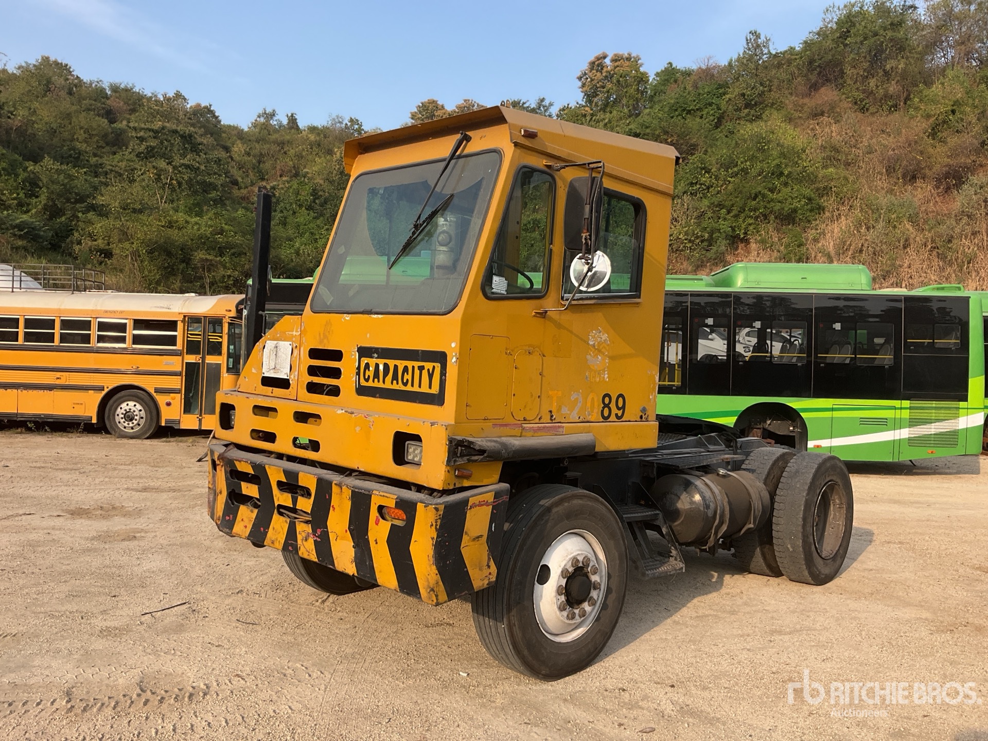 General Appearance with Picture, Left Front Corner