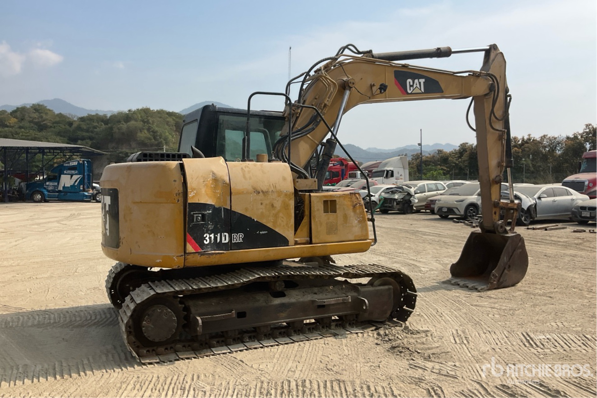 General Appearance with Picture, Right Rear Corner